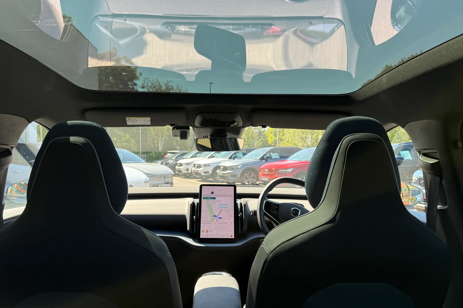 Volvo EX30 thumbnail image number 22