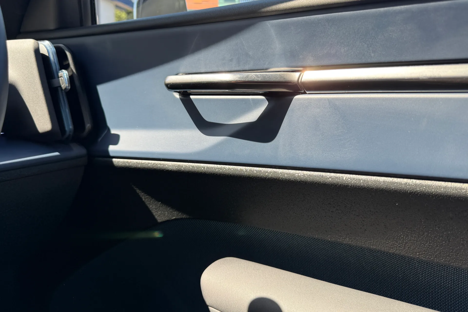 Volvo EX30 thumbnail image number 41