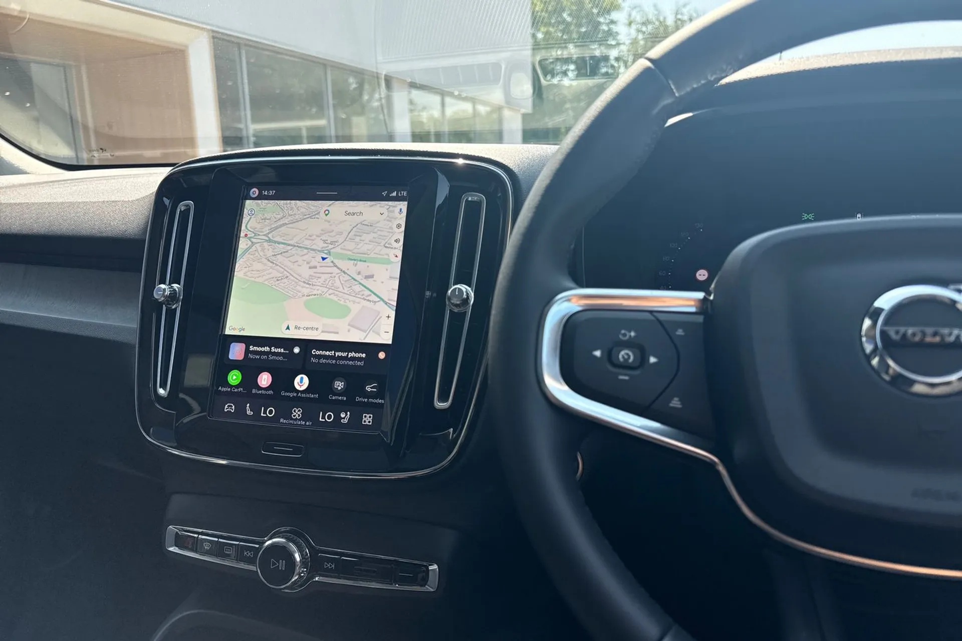 Volvo XC40 thumbnail image number 36