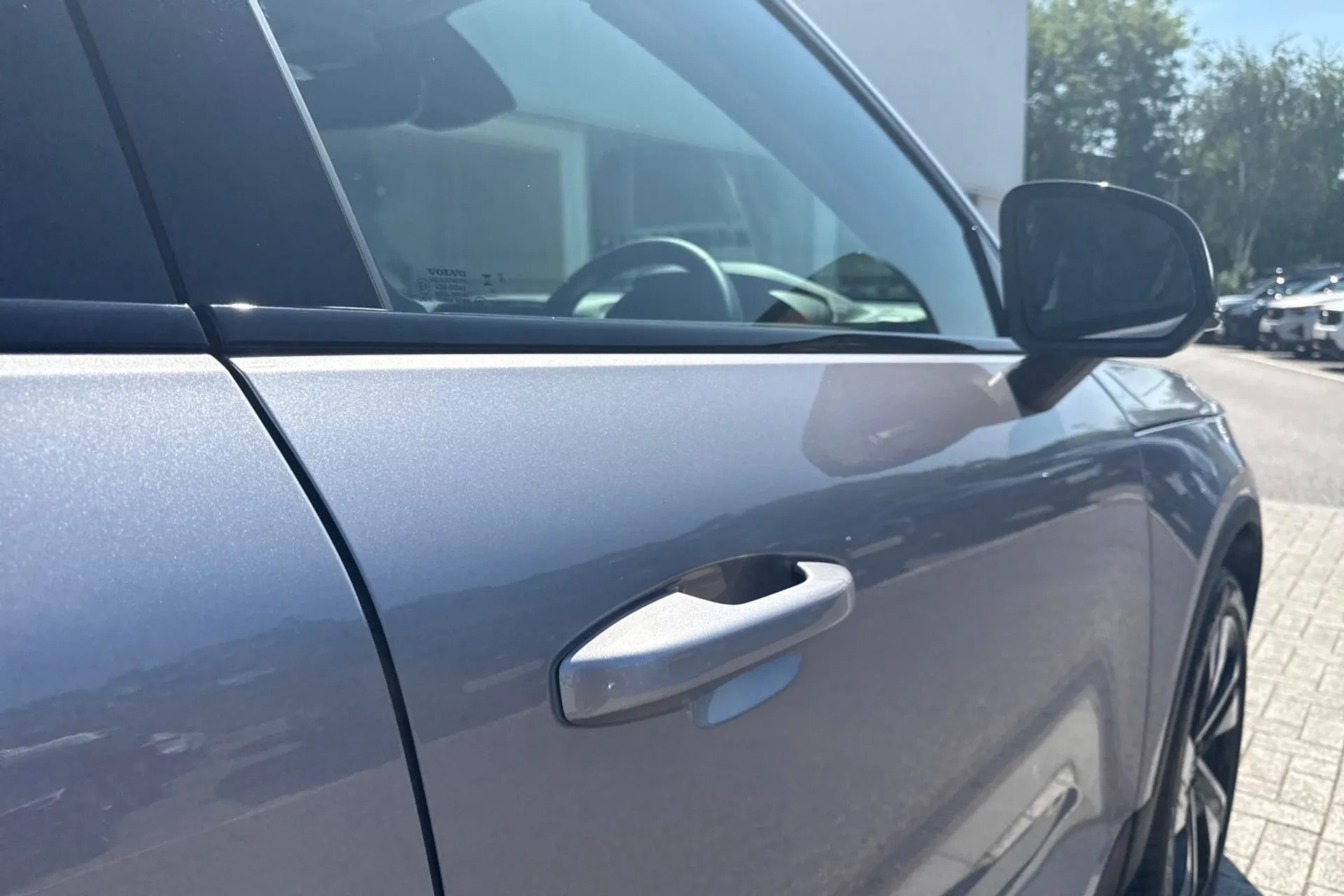 Volvo XC40 thumbnail image number 17