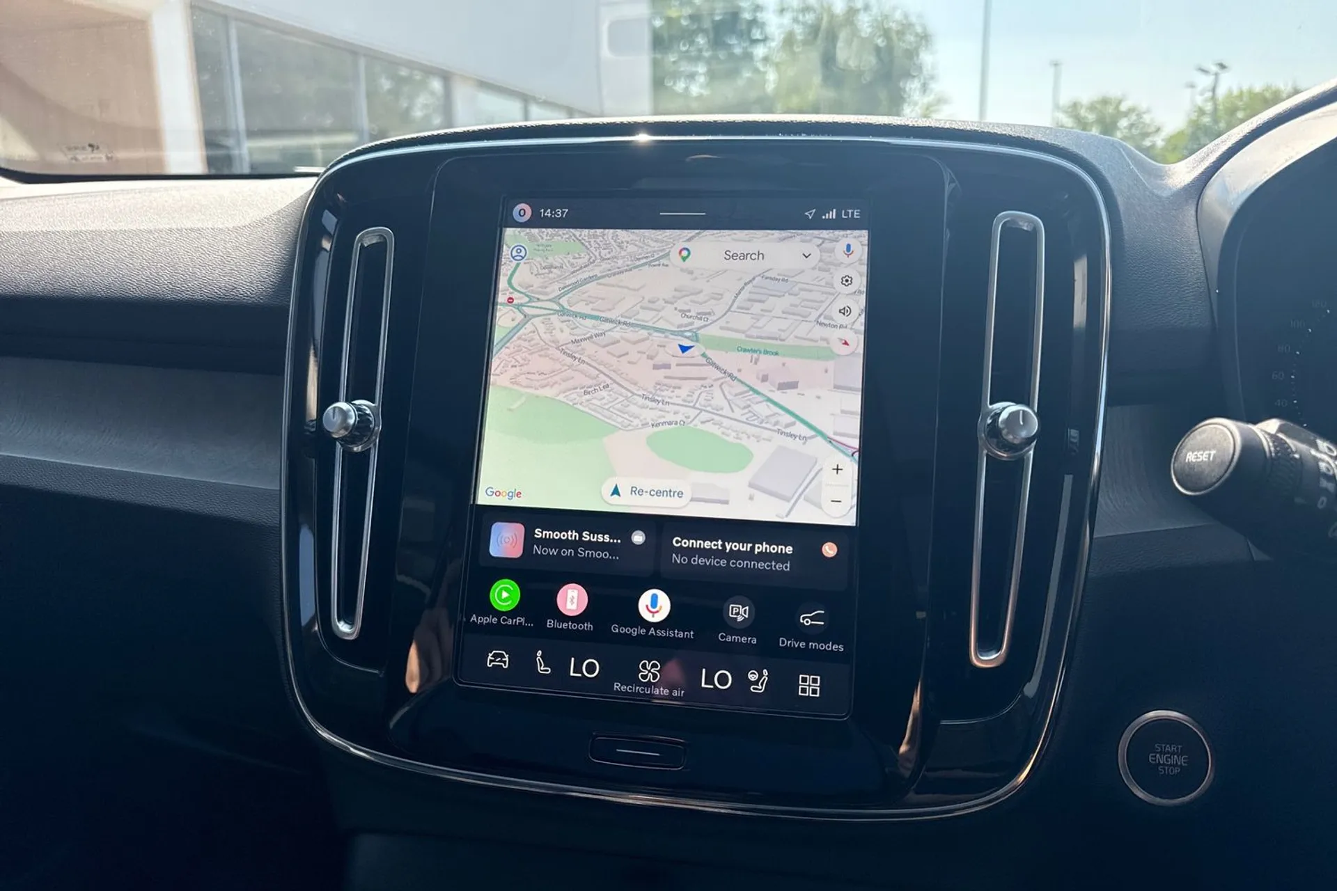 Volvo XC40 thumbnail image number 5