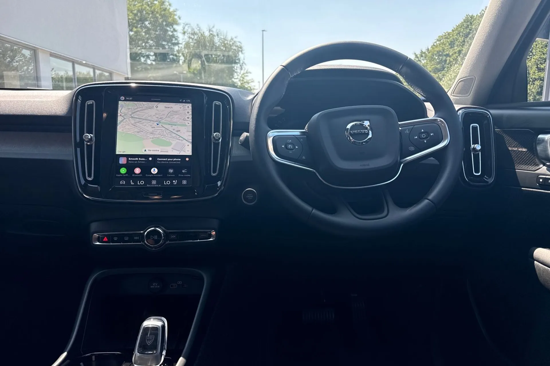 Volvo XC40 thumbnail image number 34