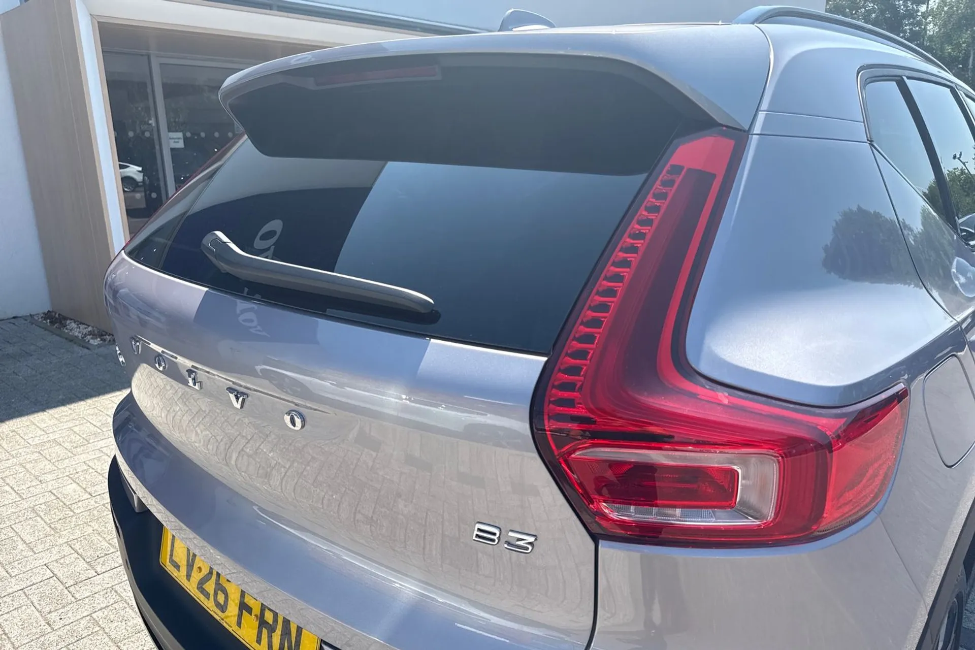 Volvo XC40 thumbnail image number 16