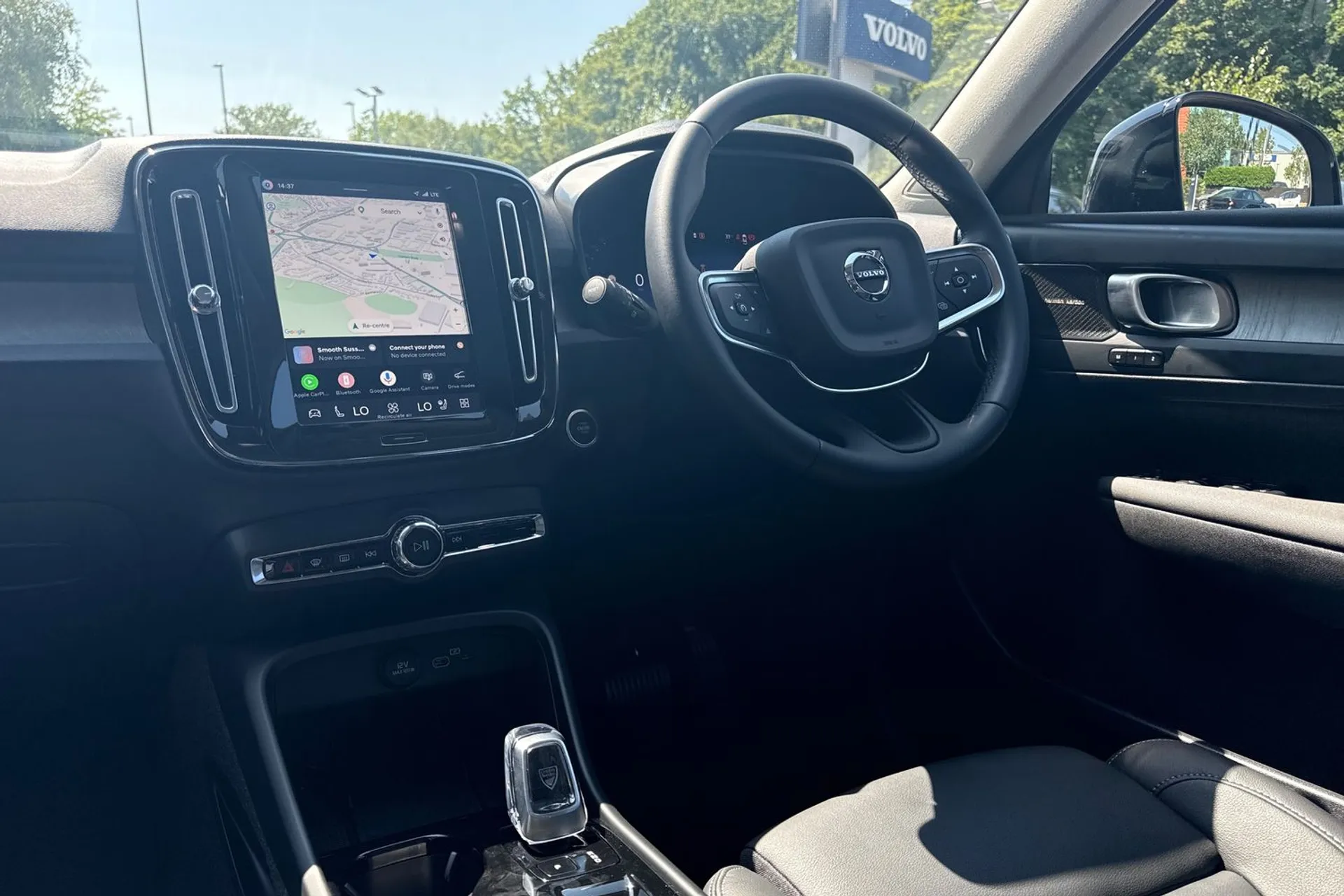 Volvo XC40 thumbnail image number 35