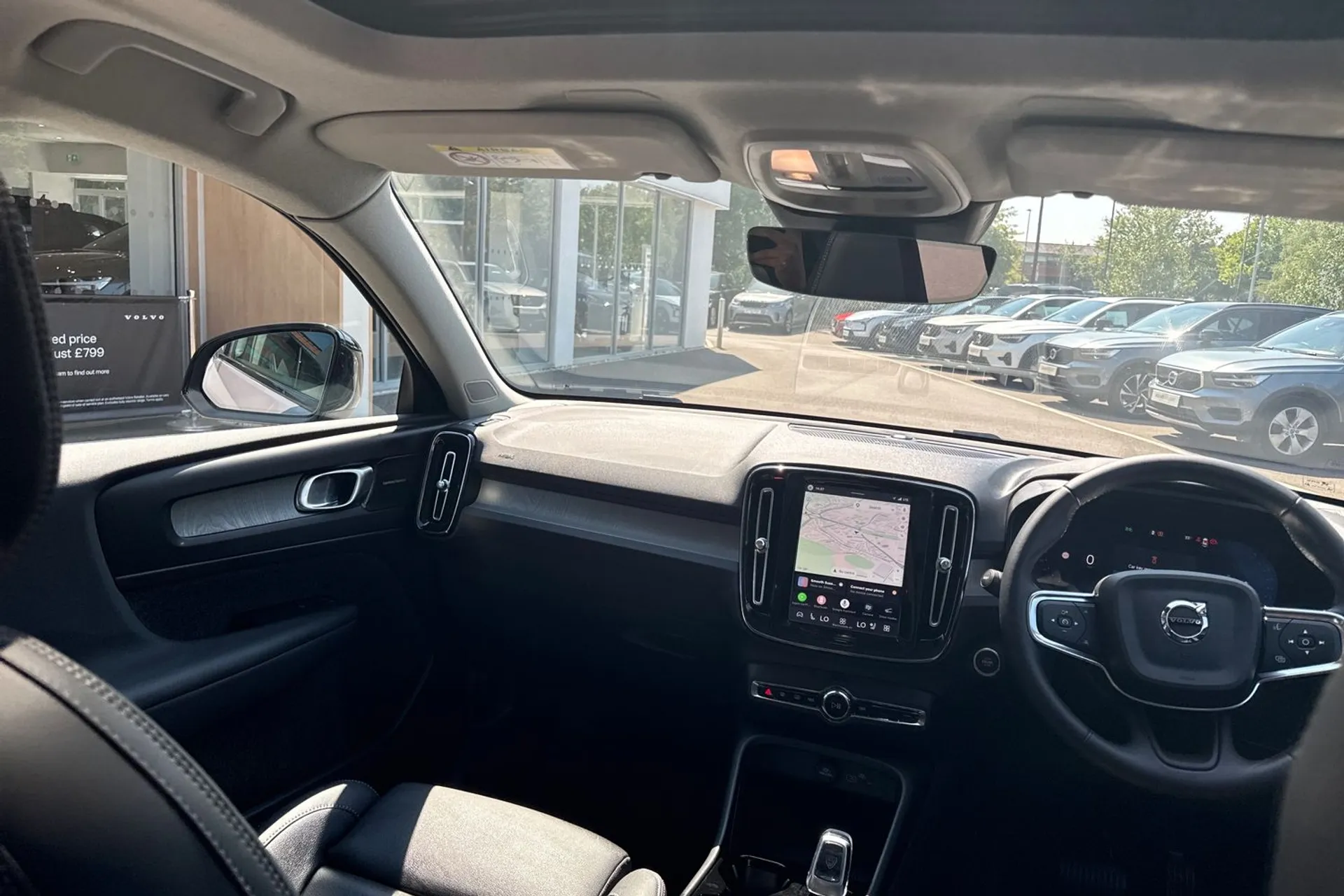 Volvo XC40 thumbnail image number 32