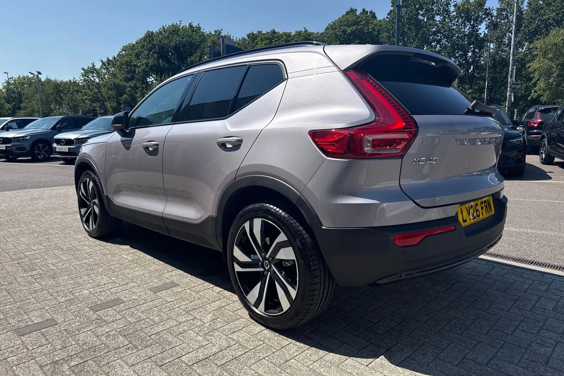 Volvo XC40 thumbnail image number 10