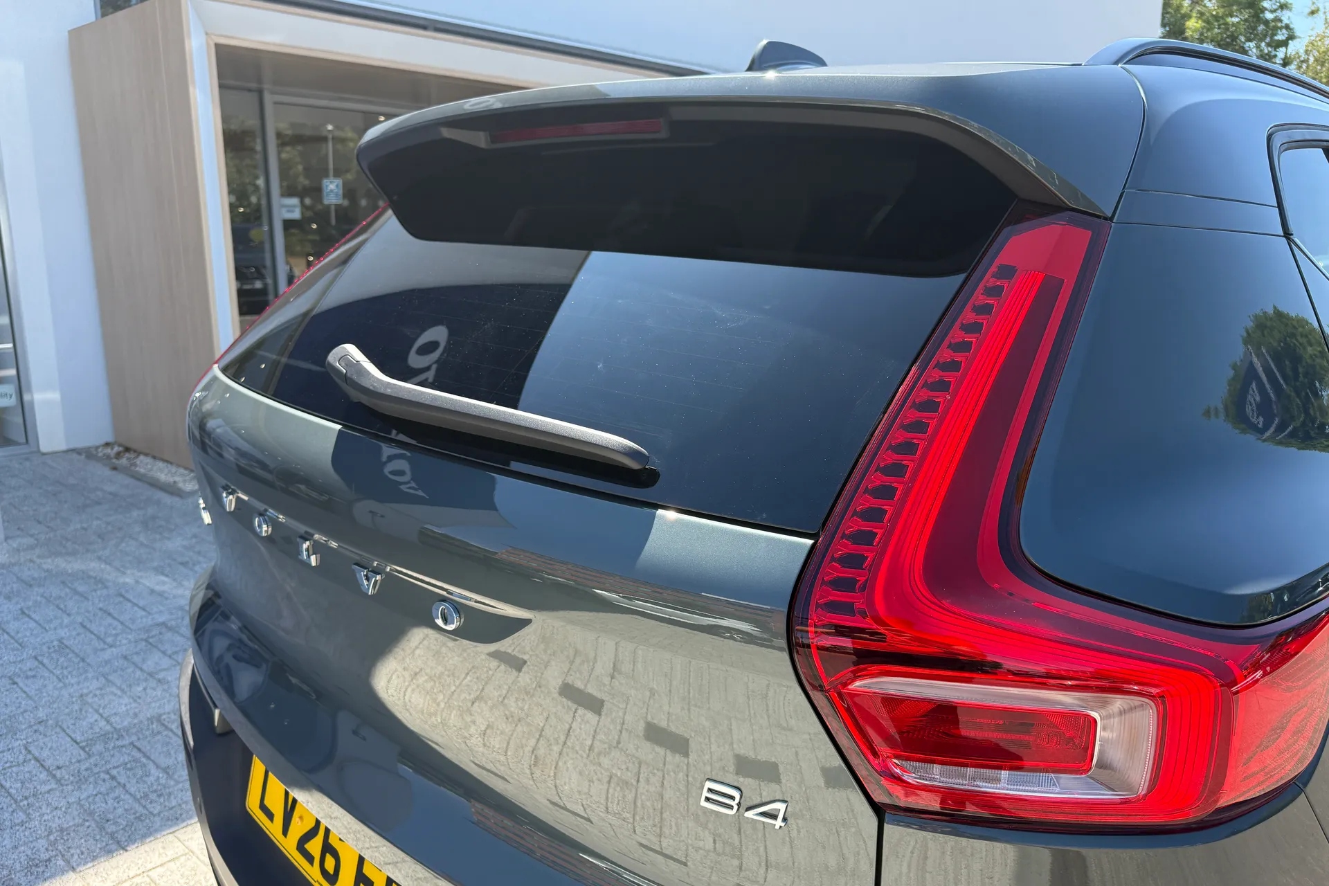 Volvo XC40 thumbnail image number 18