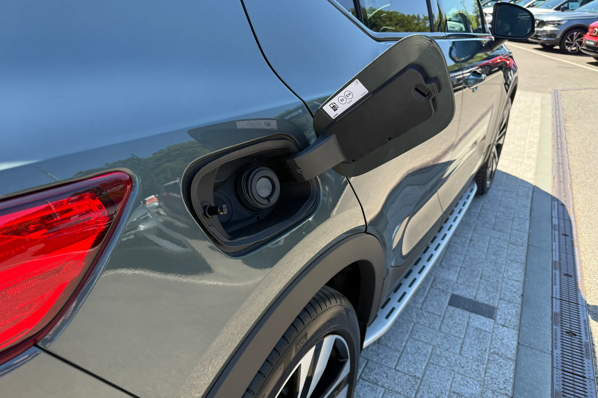 Volvo XC40 thumbnail image number 16