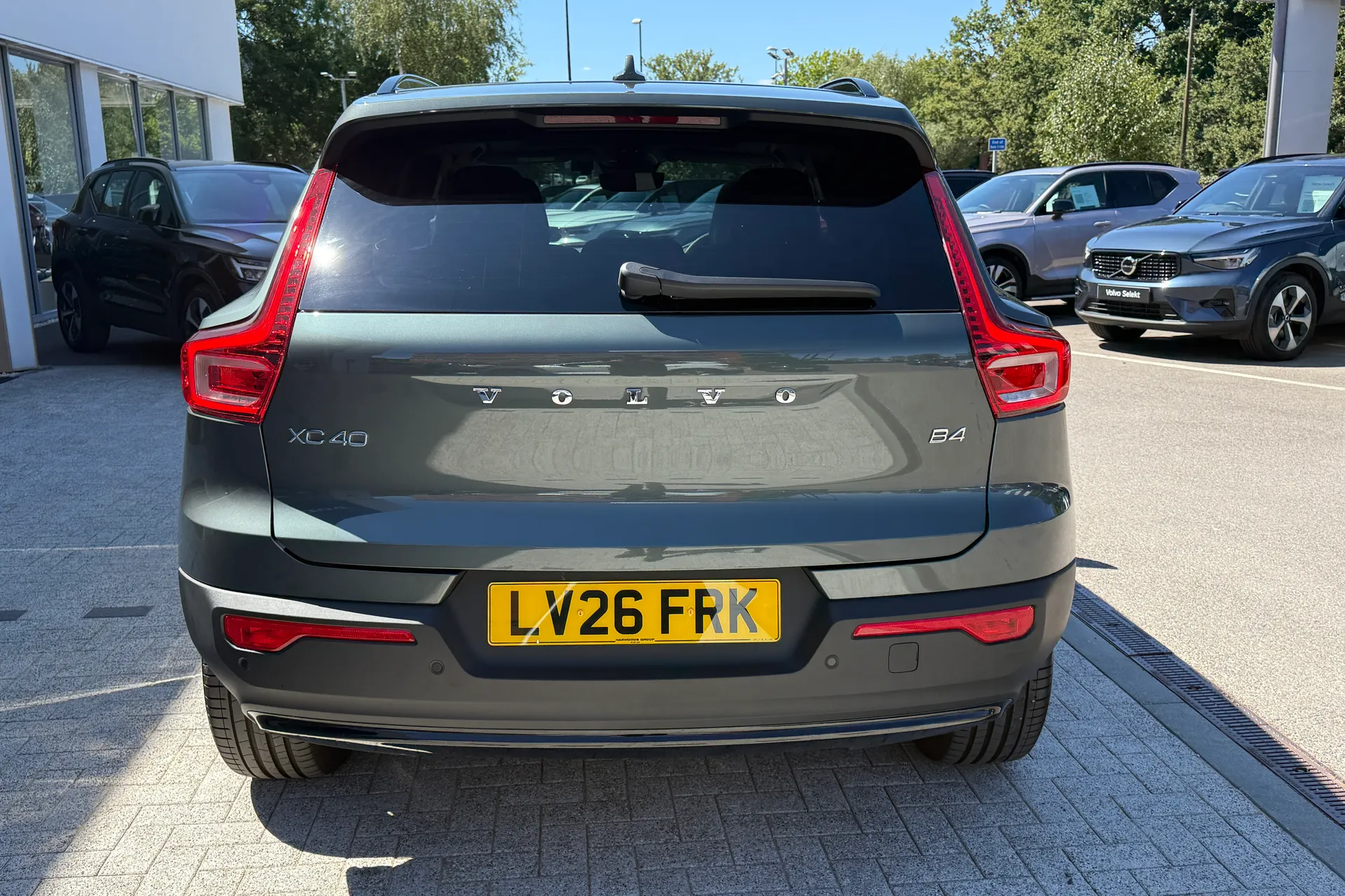 Volvo XC40 thumbnail image number 10