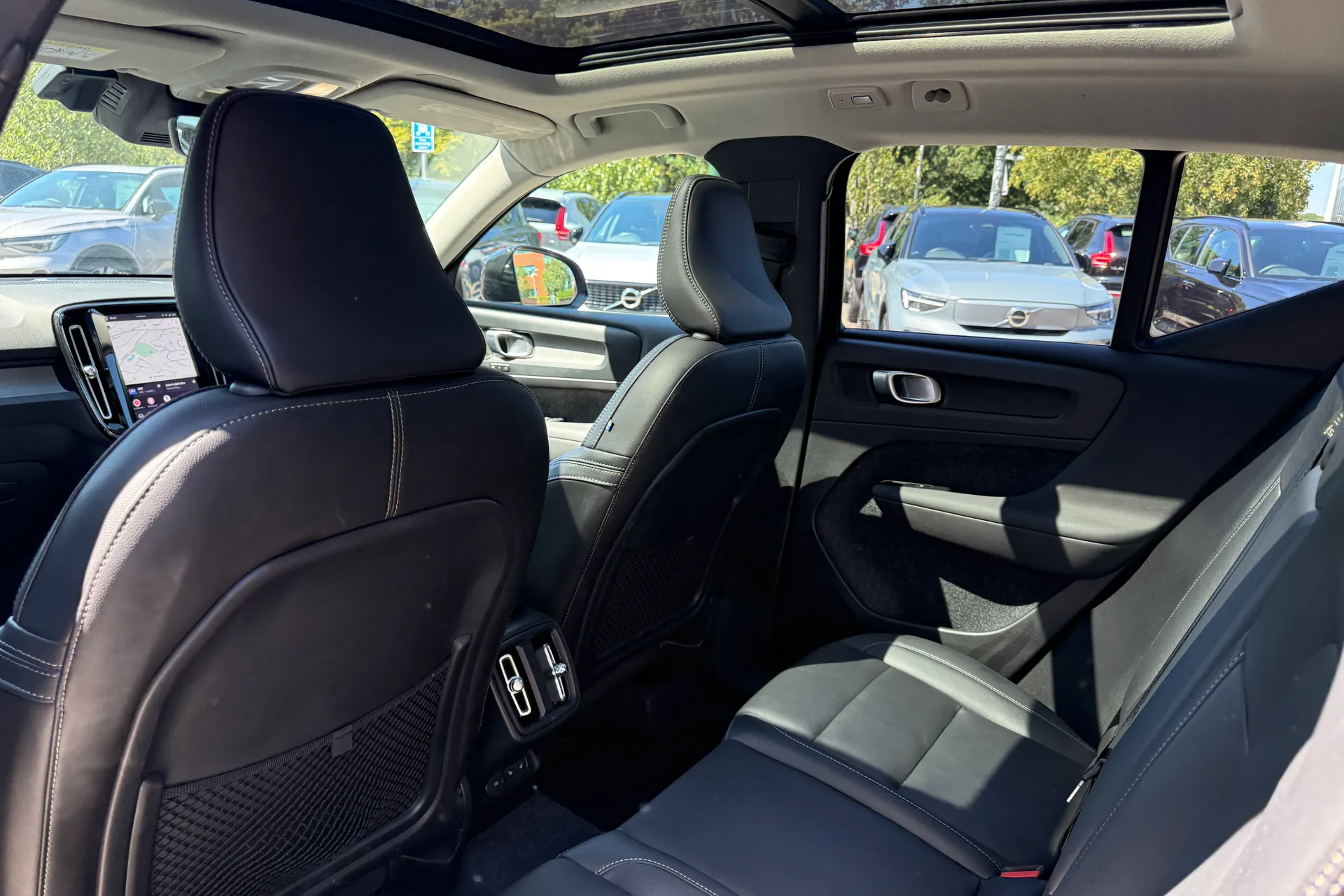 Volvo XC40 thumbnail image number 29