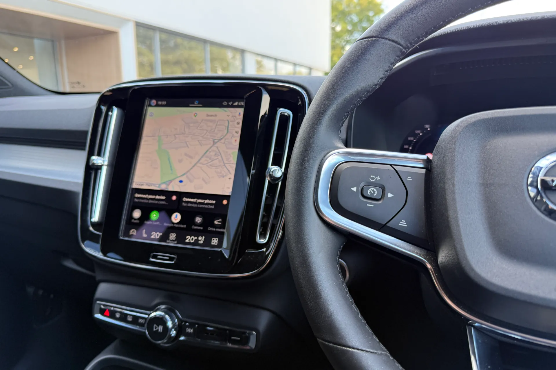 Volvo XC40 thumbnail image number 37
