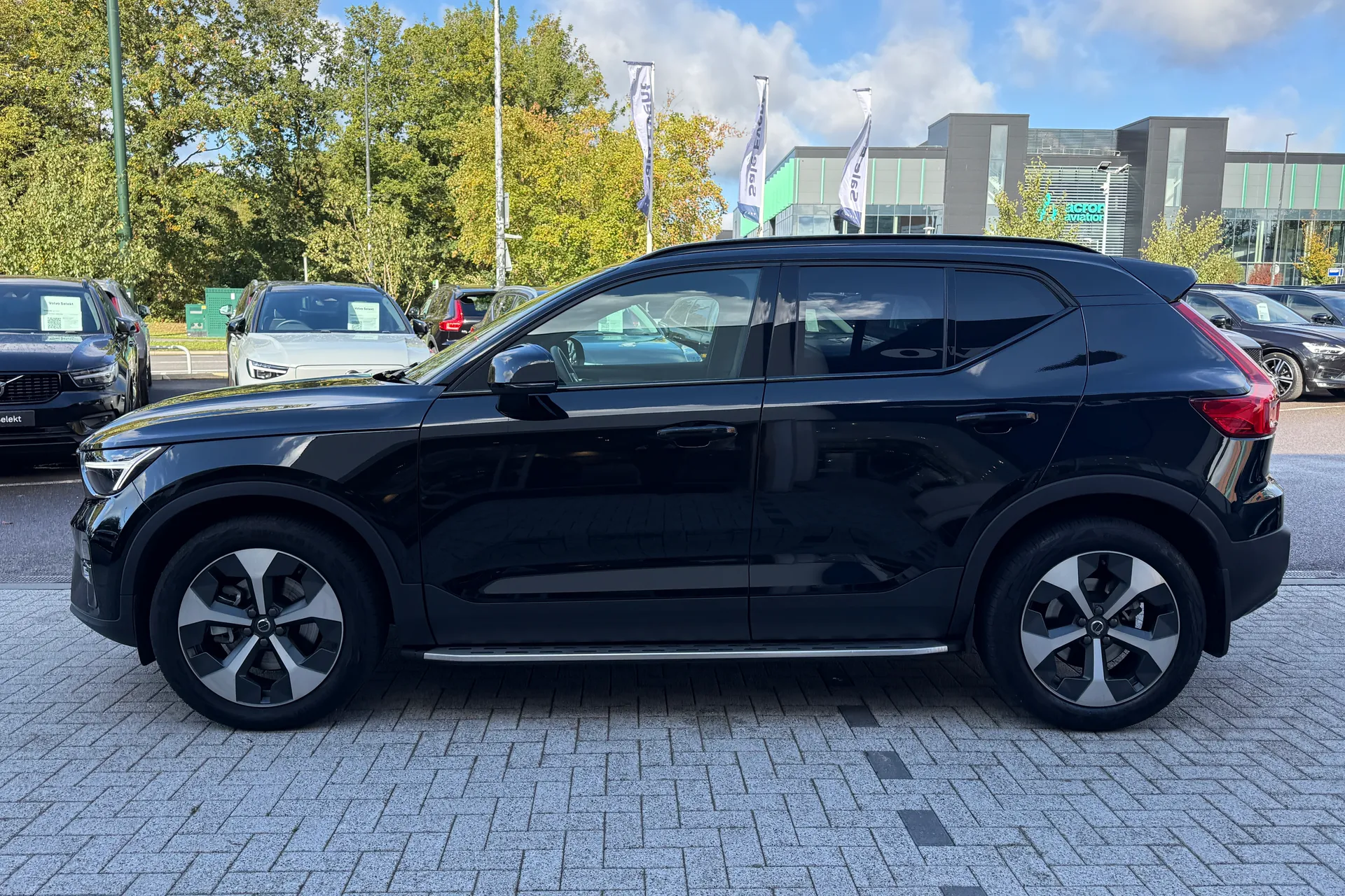 Volvo XC40 thumbnail image number 12