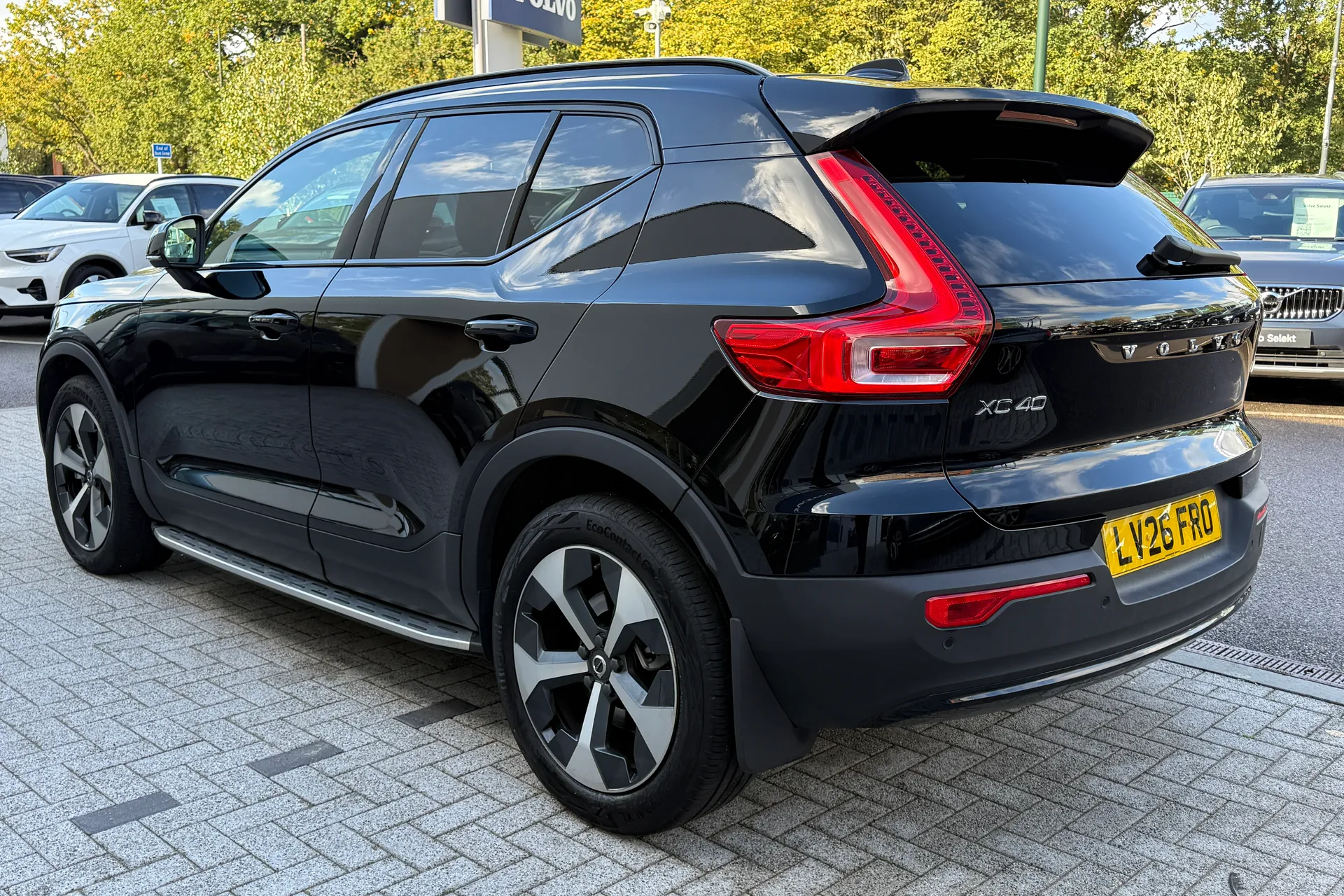 Volvo XC40 thumbnail image number 11