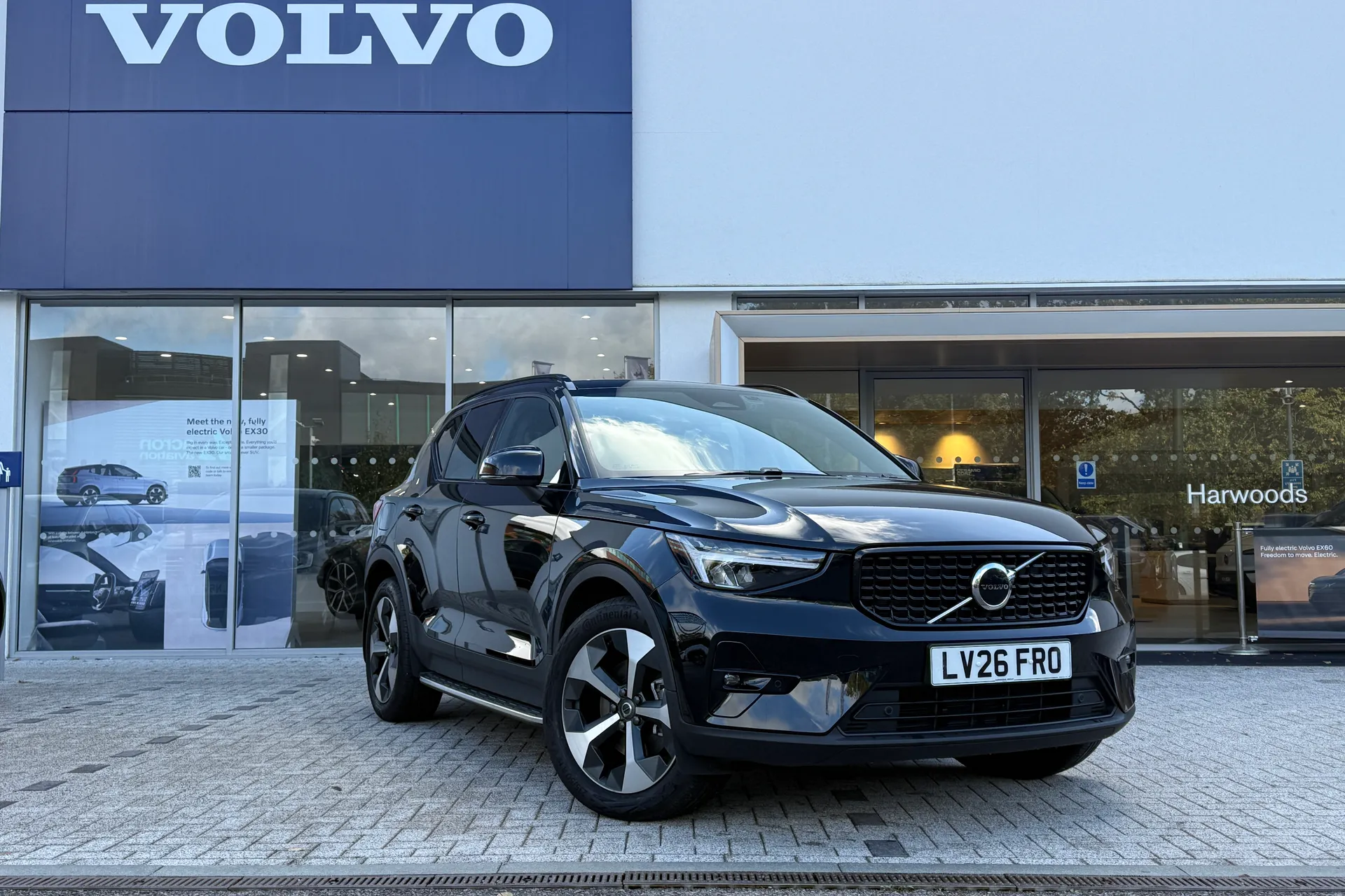 Volvo XC40 focused image