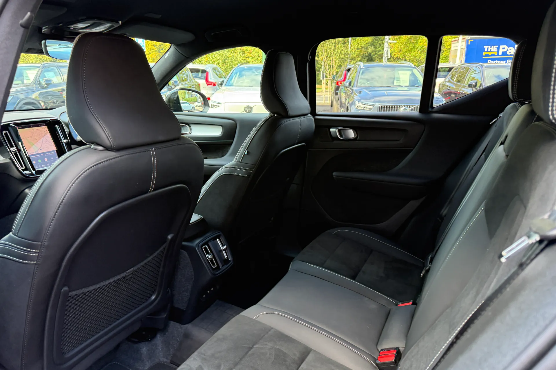 Volvo XC40 thumbnail image number 31