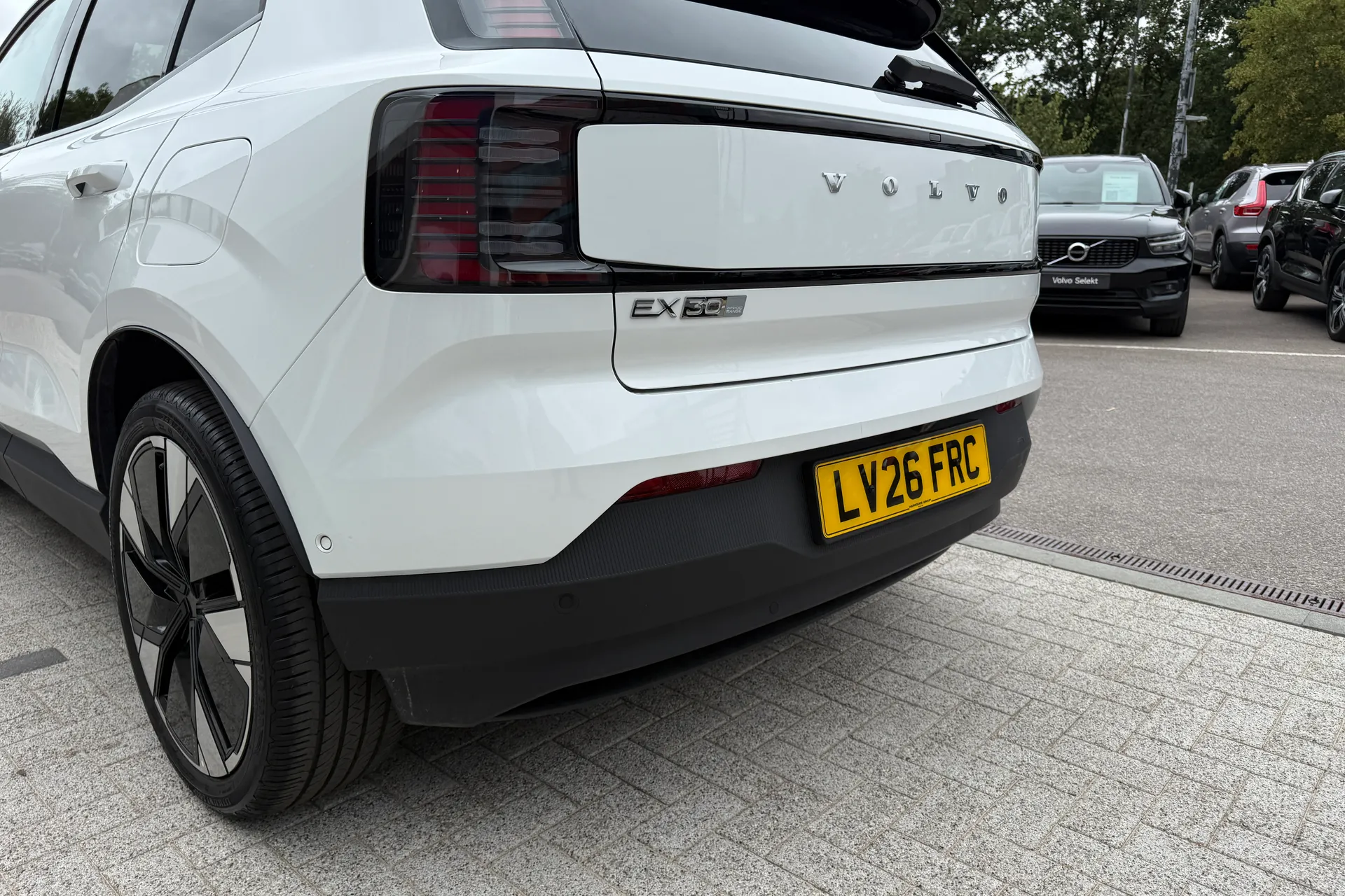 Volvo EX30 thumbnail image number 18