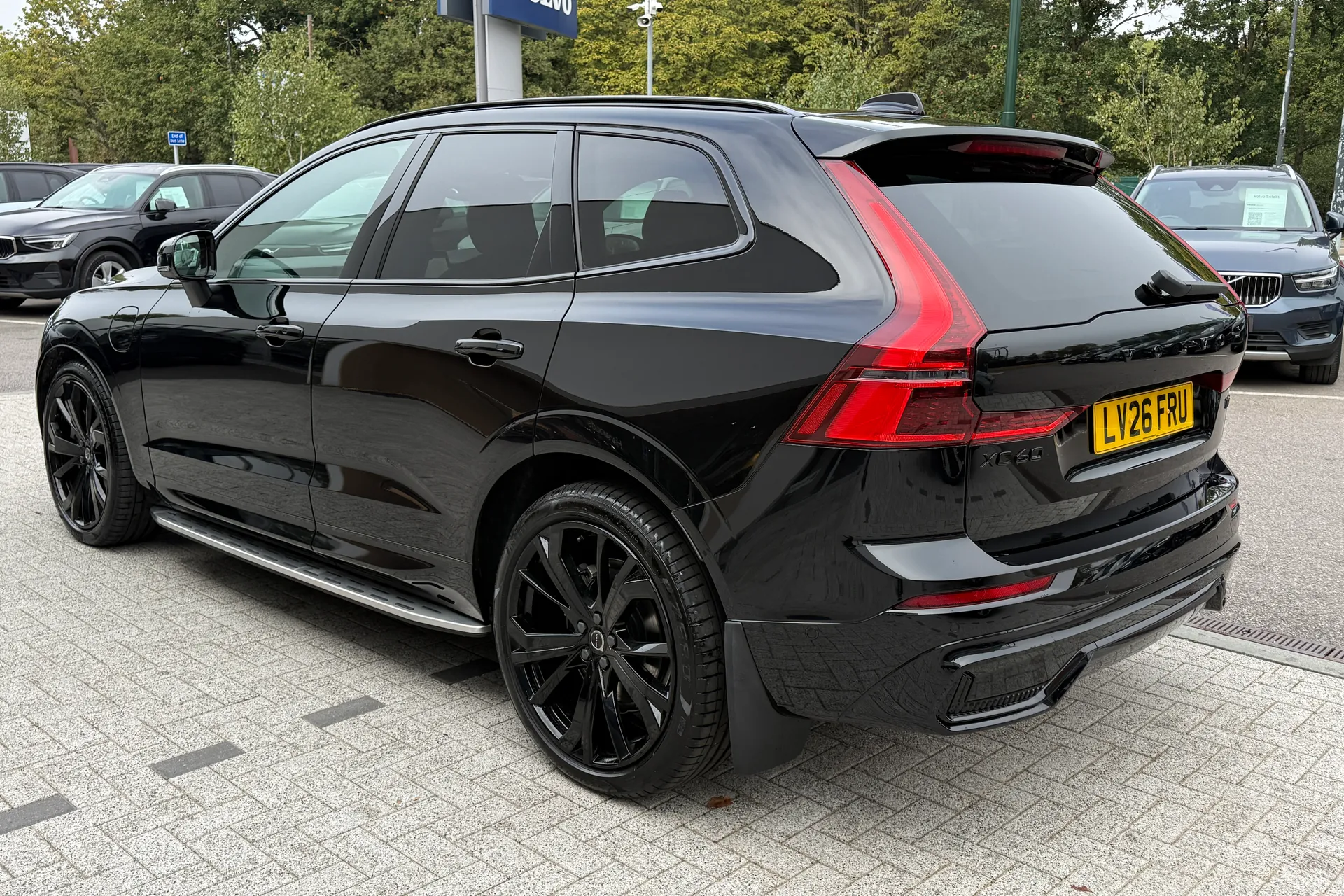 Volvo XC60 thumbnail image number 11