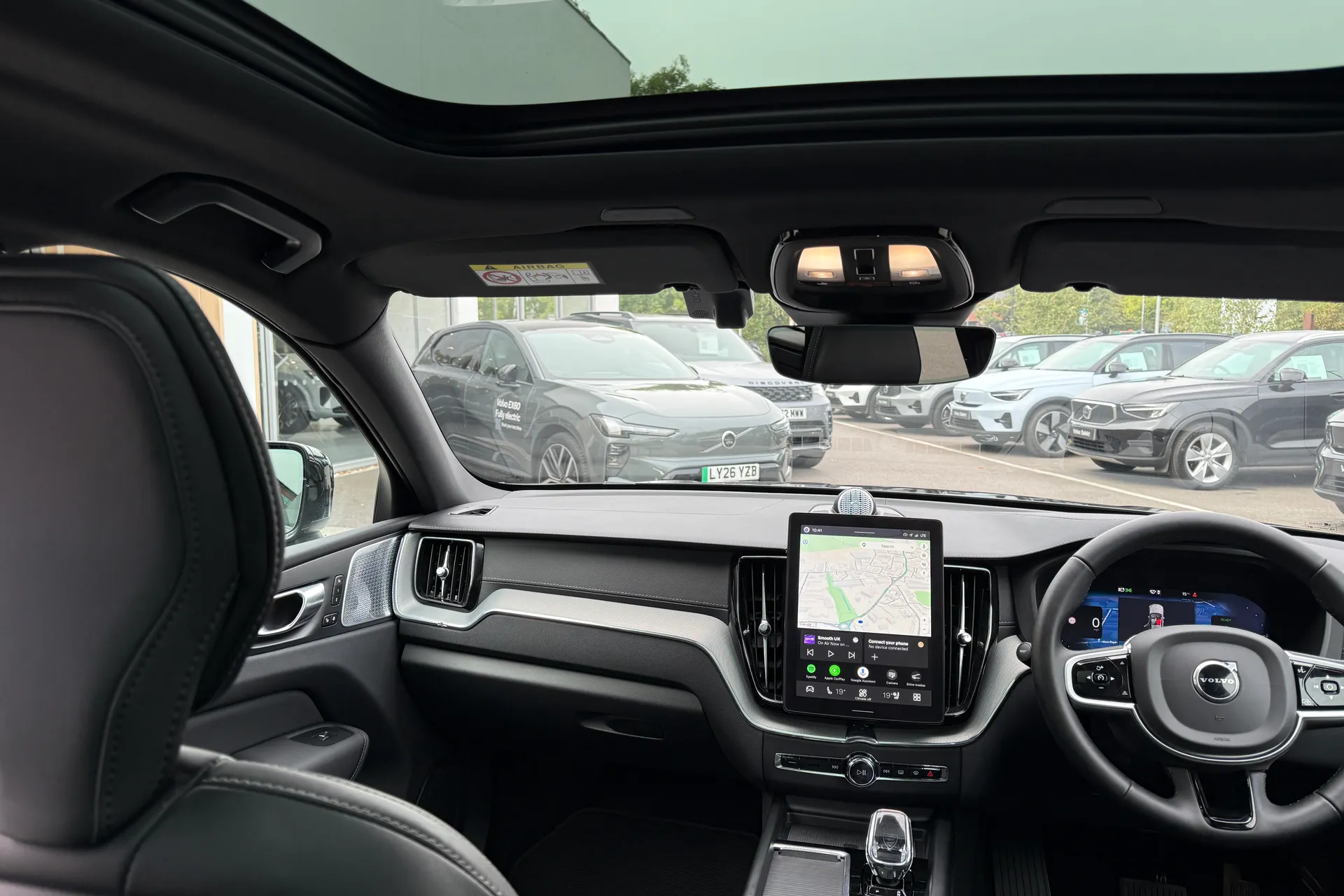 Volvo XC60 thumbnail image number 32
