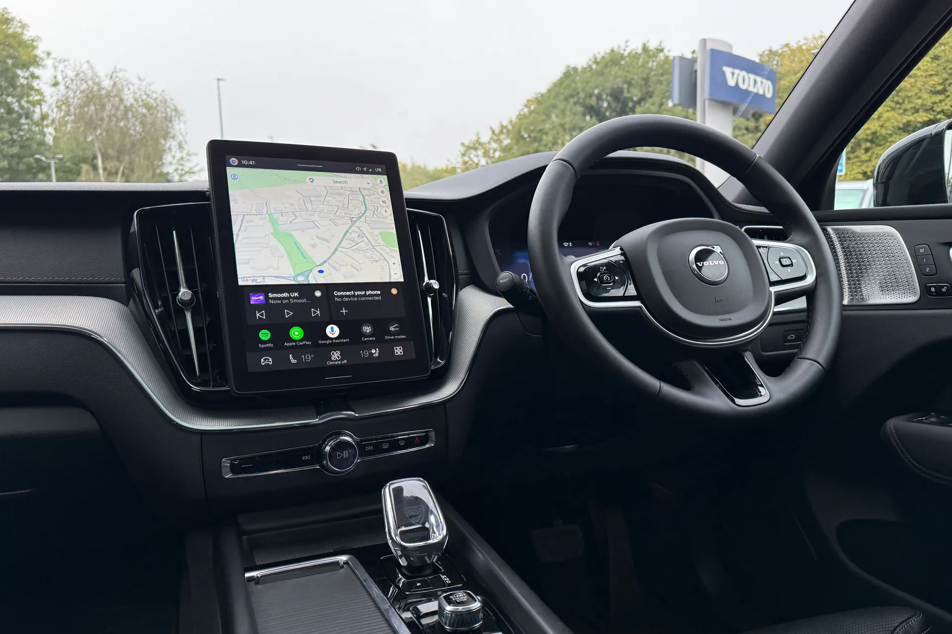 Volvo XC60 thumbnail image number 35