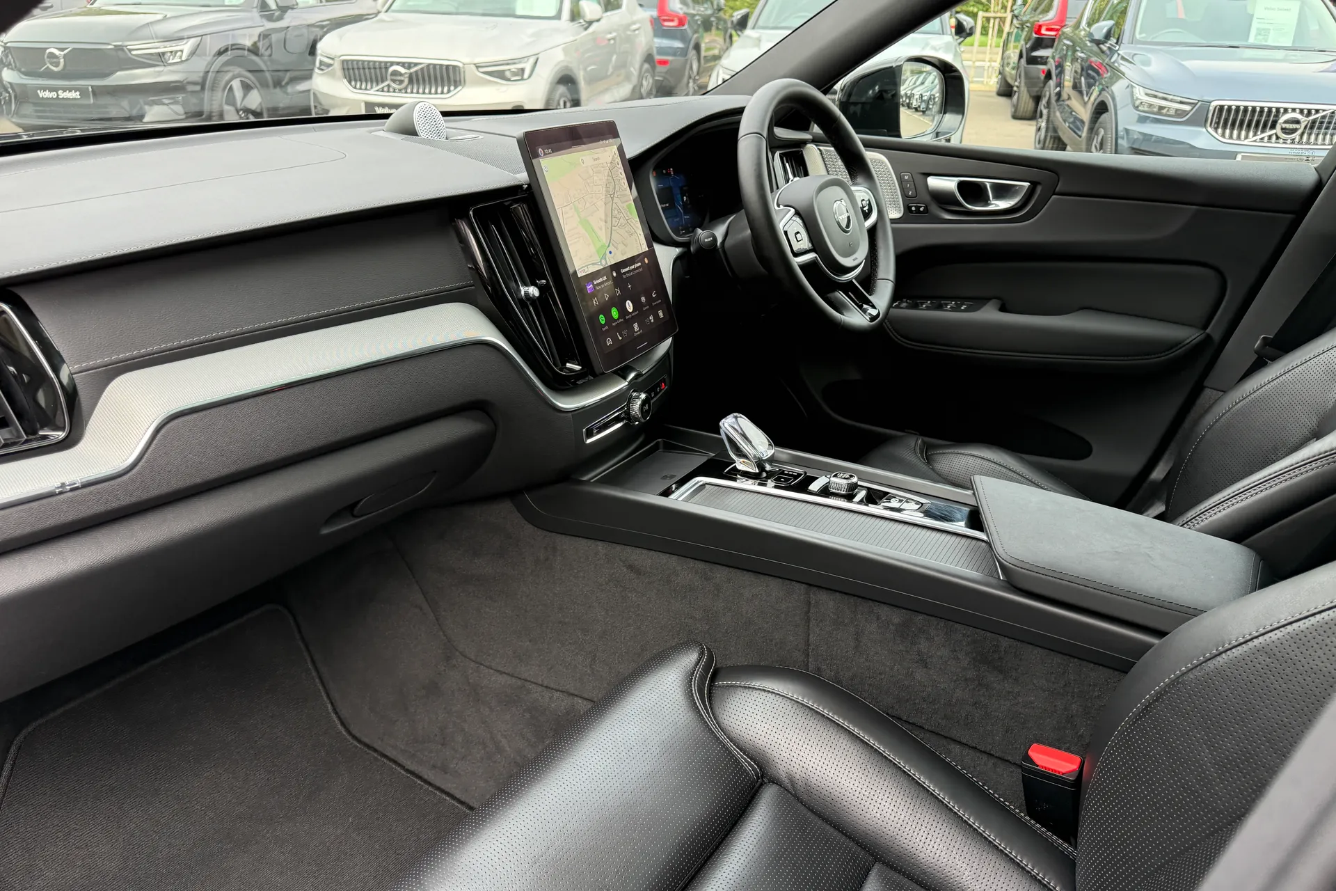 Volvo XC60 thumbnail image number 28