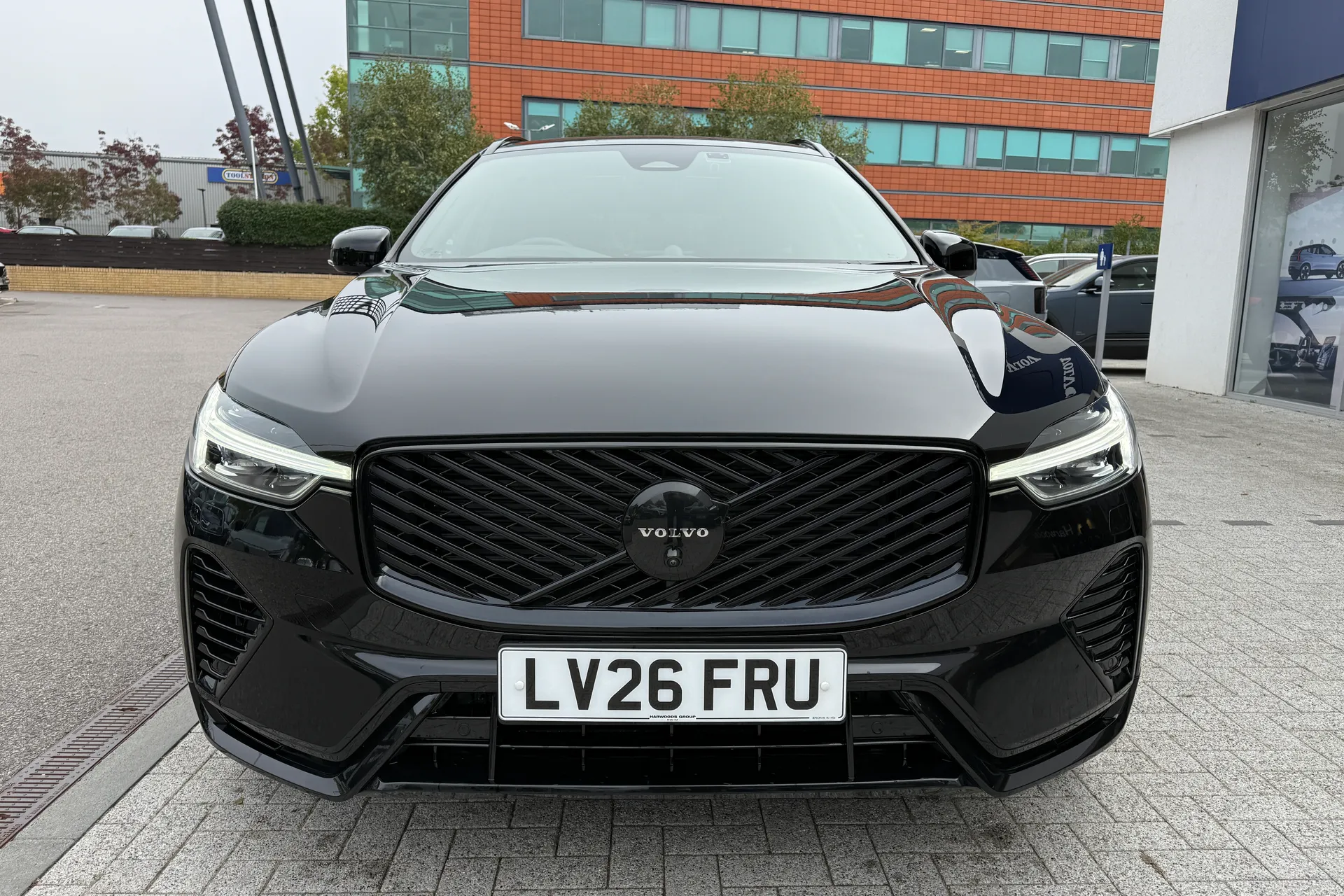 Volvo XC60 thumbnail image number 14