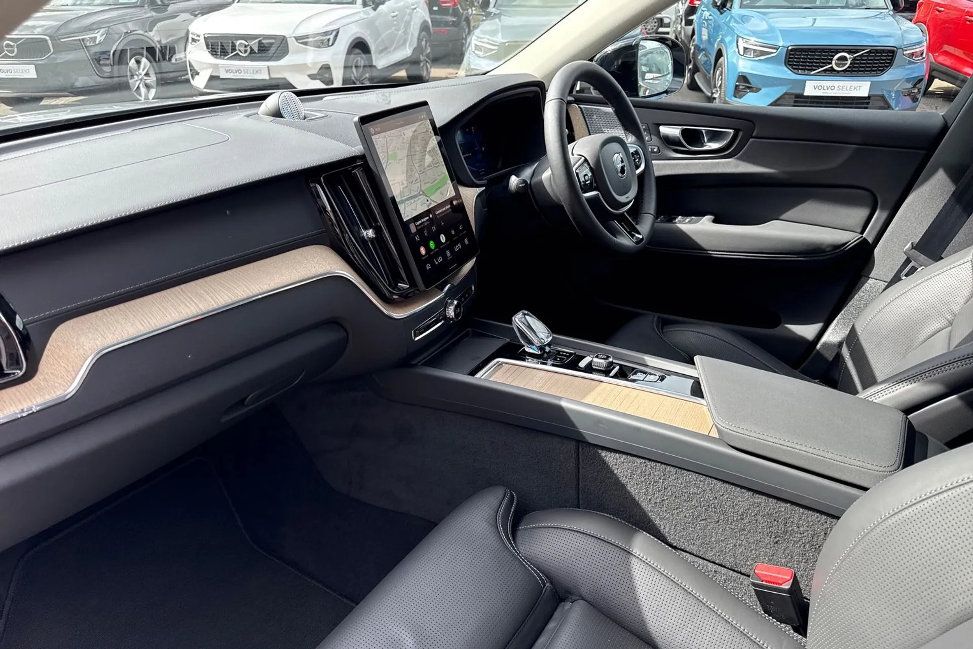 Volvo XC60 thumbnail image number 29