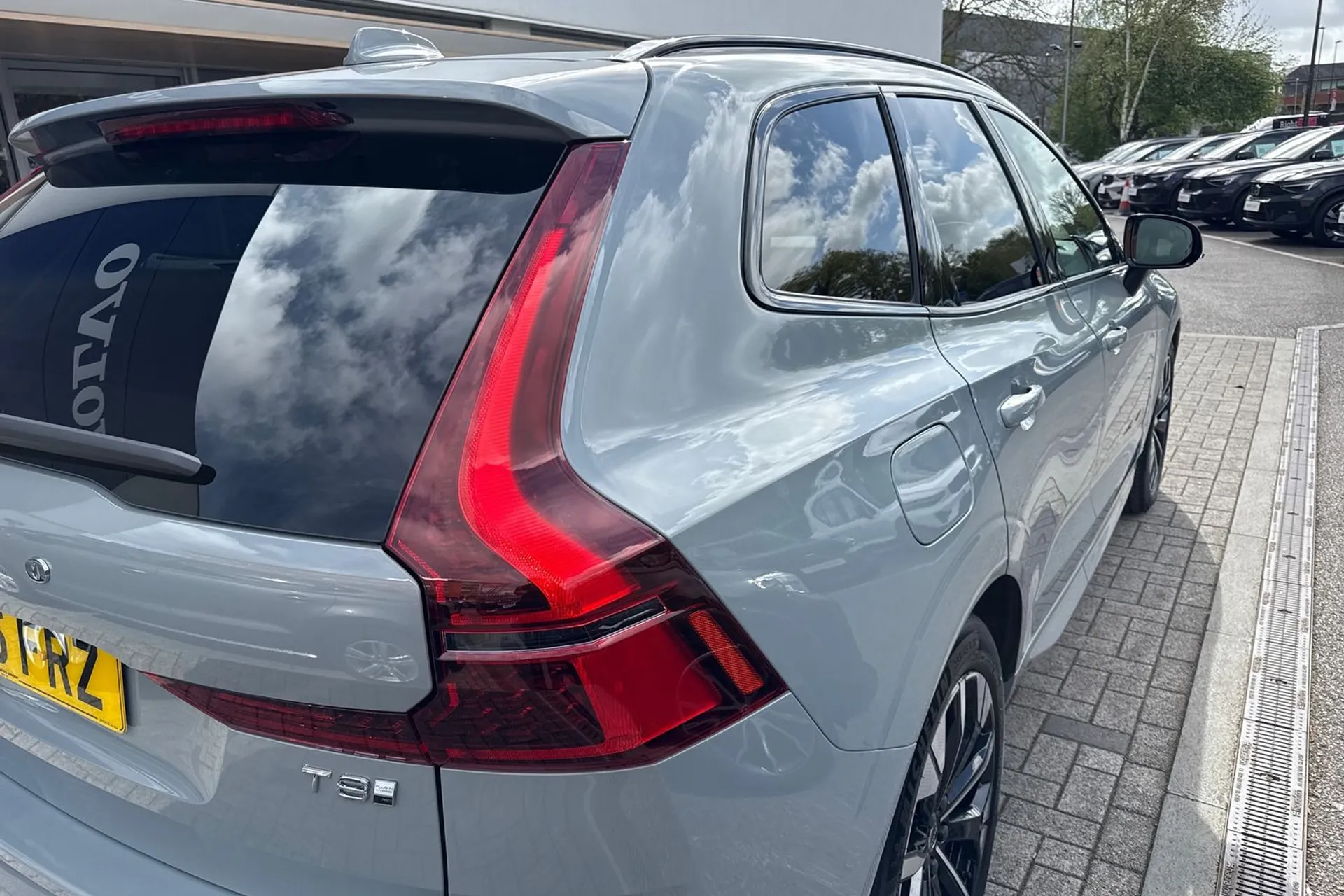 Volvo XC60 thumbnail image number 15