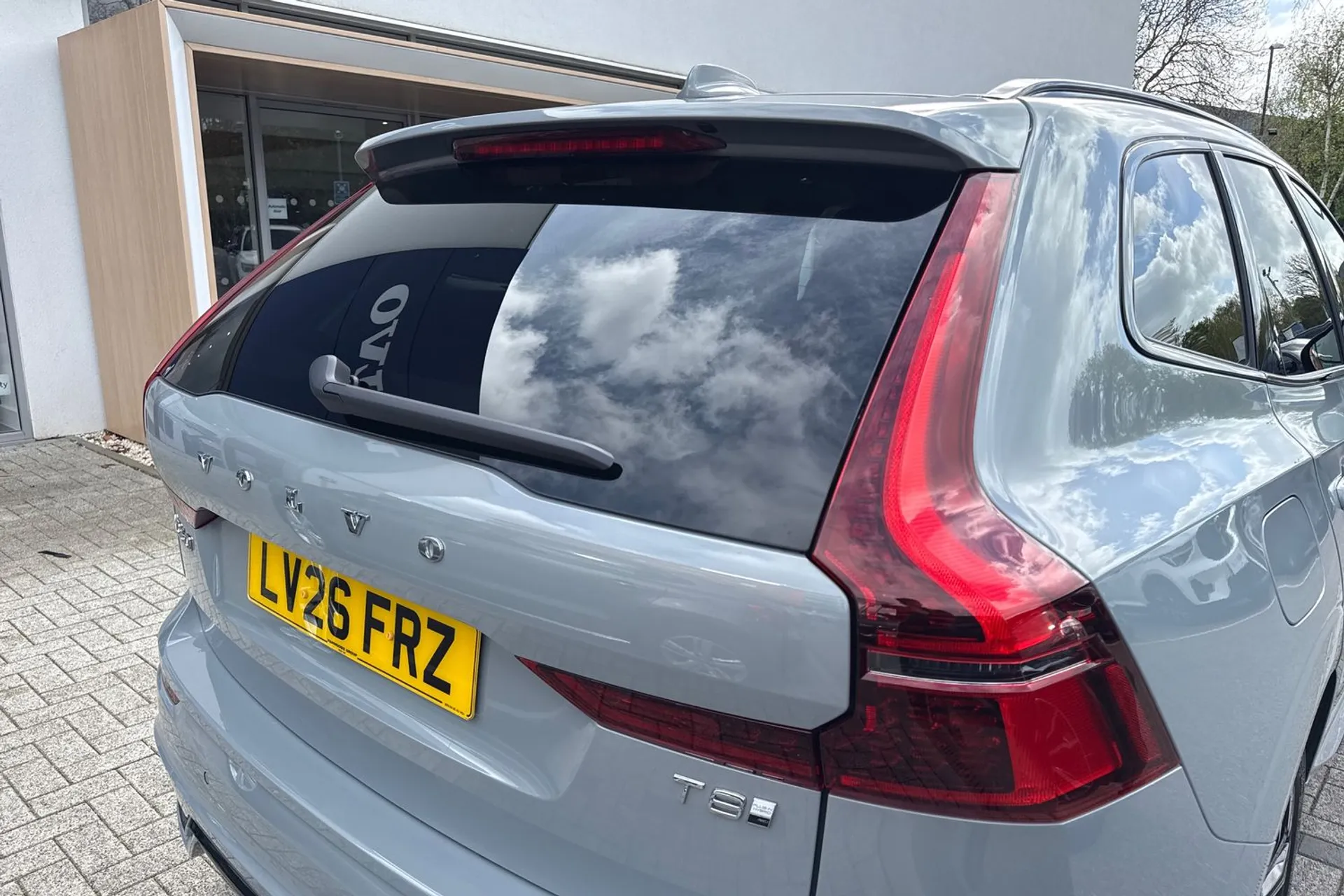 Volvo XC60 thumbnail image number 16