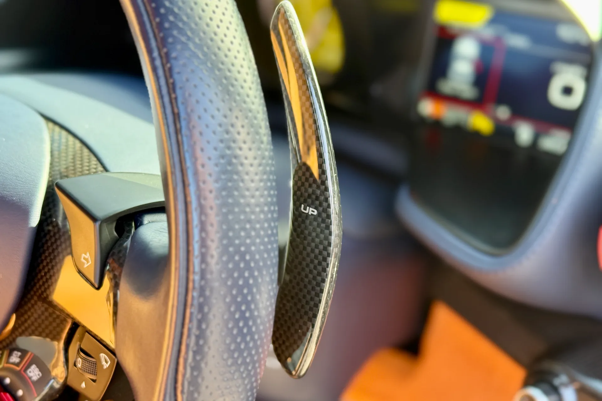 FERRARI 812 SUPERFAST thumbnail image number 30