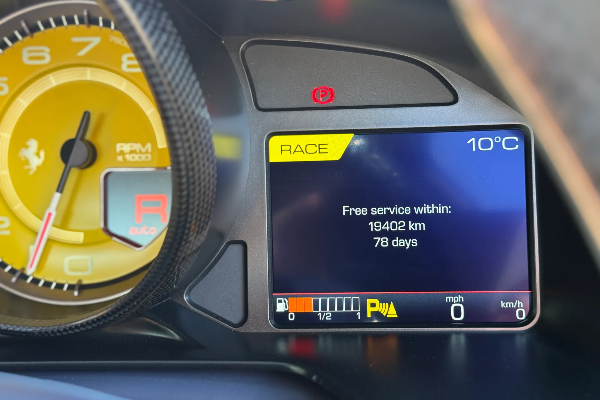 FERRARI 812 SUPERFAST thumbnail image number 49