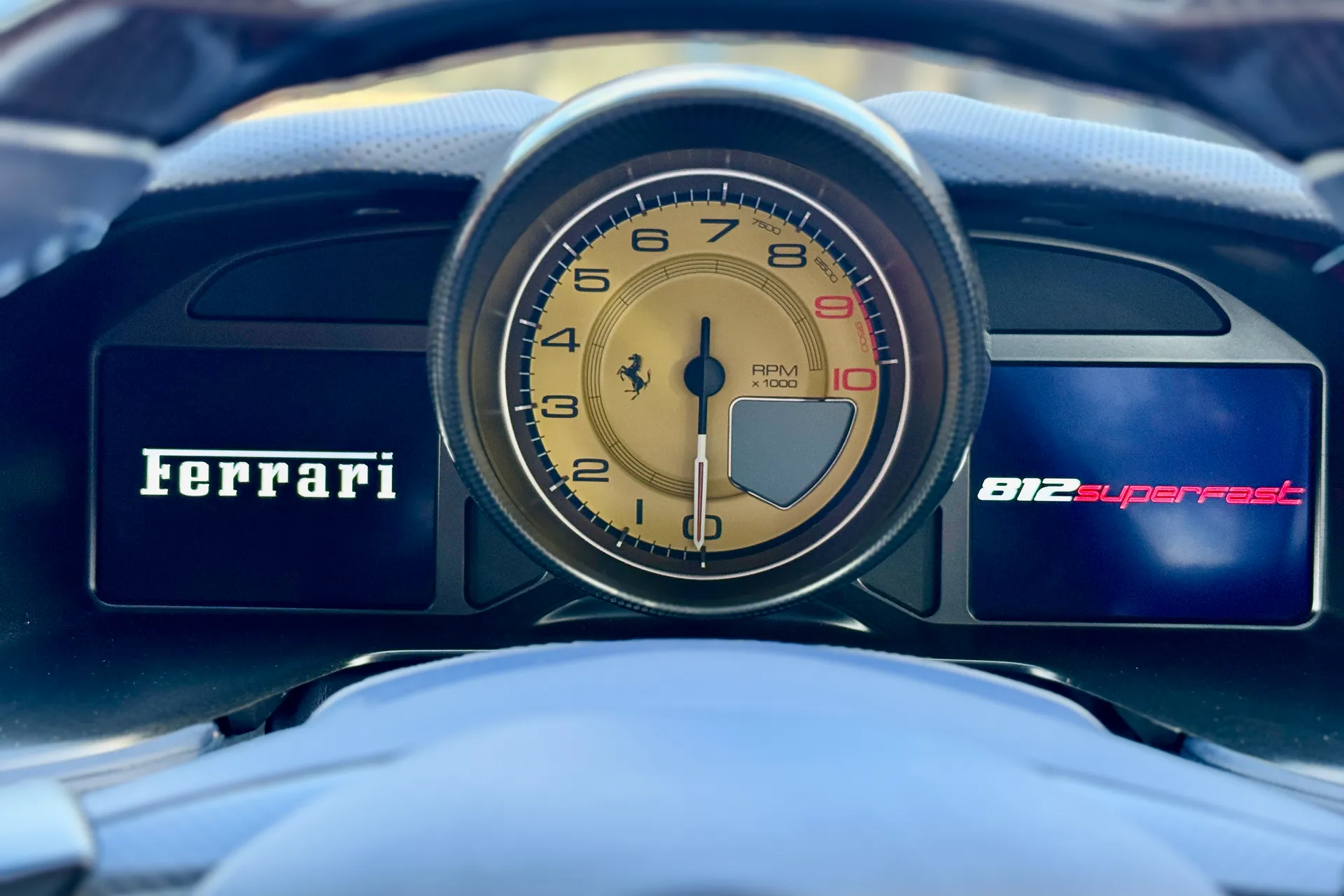 FERRARI 812 SUPERFAST thumbnail image number 86