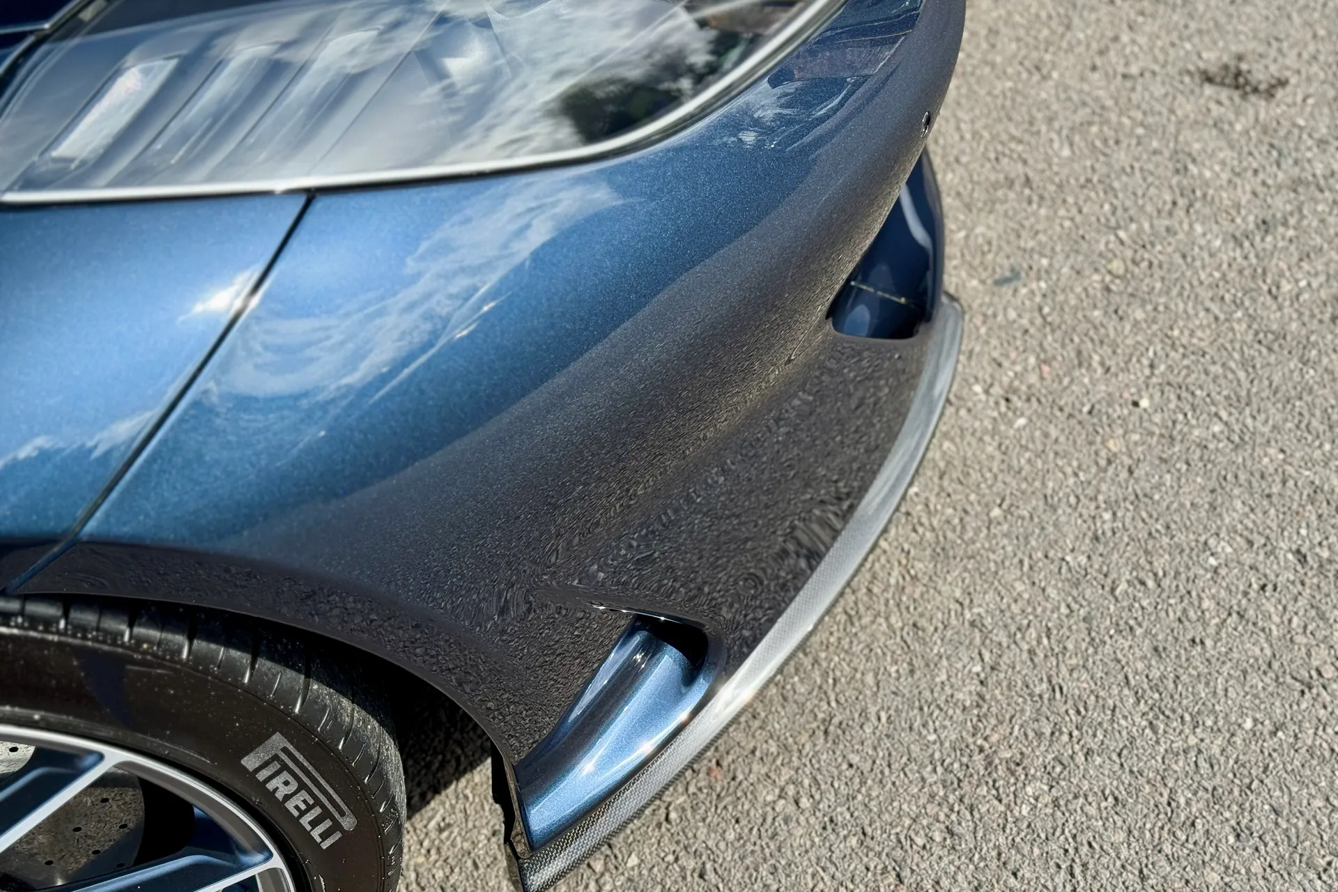 FERRARI 812 SUPERFAST thumbnail image number 23