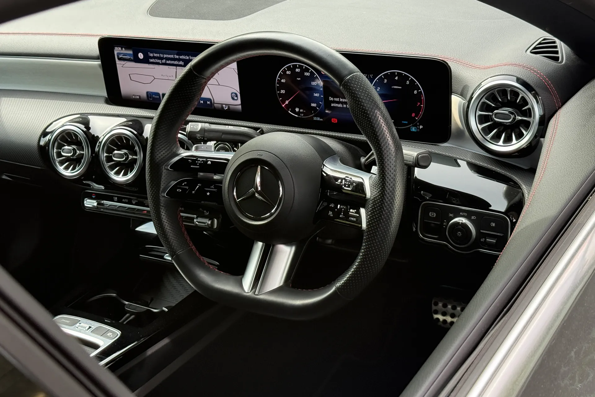 MERCEDES-BENZ CLA thumbnail image number 32