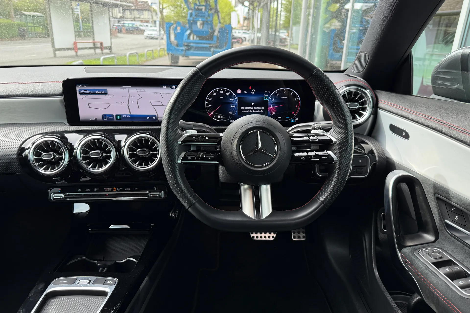 MERCEDES-BENZ CLA thumbnail image number 40