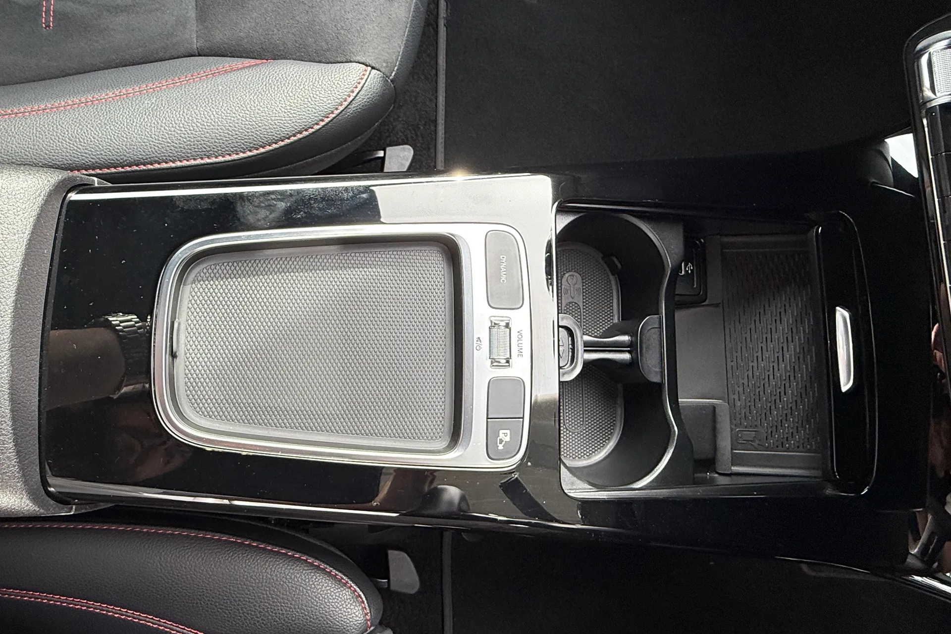 MERCEDES-BENZ CLA thumbnail image number 58