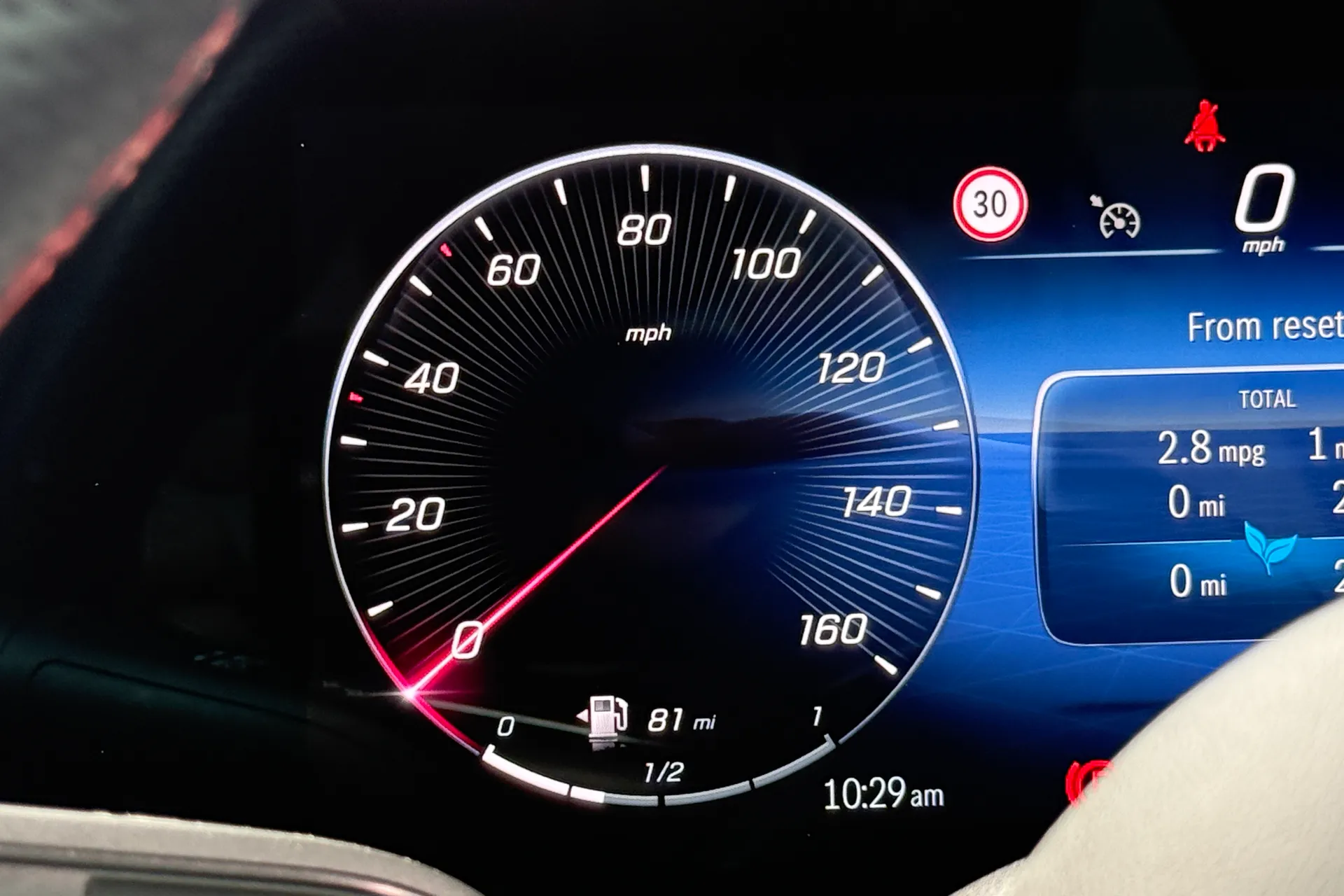 MERCEDES-BENZ CLA thumbnail image number 16