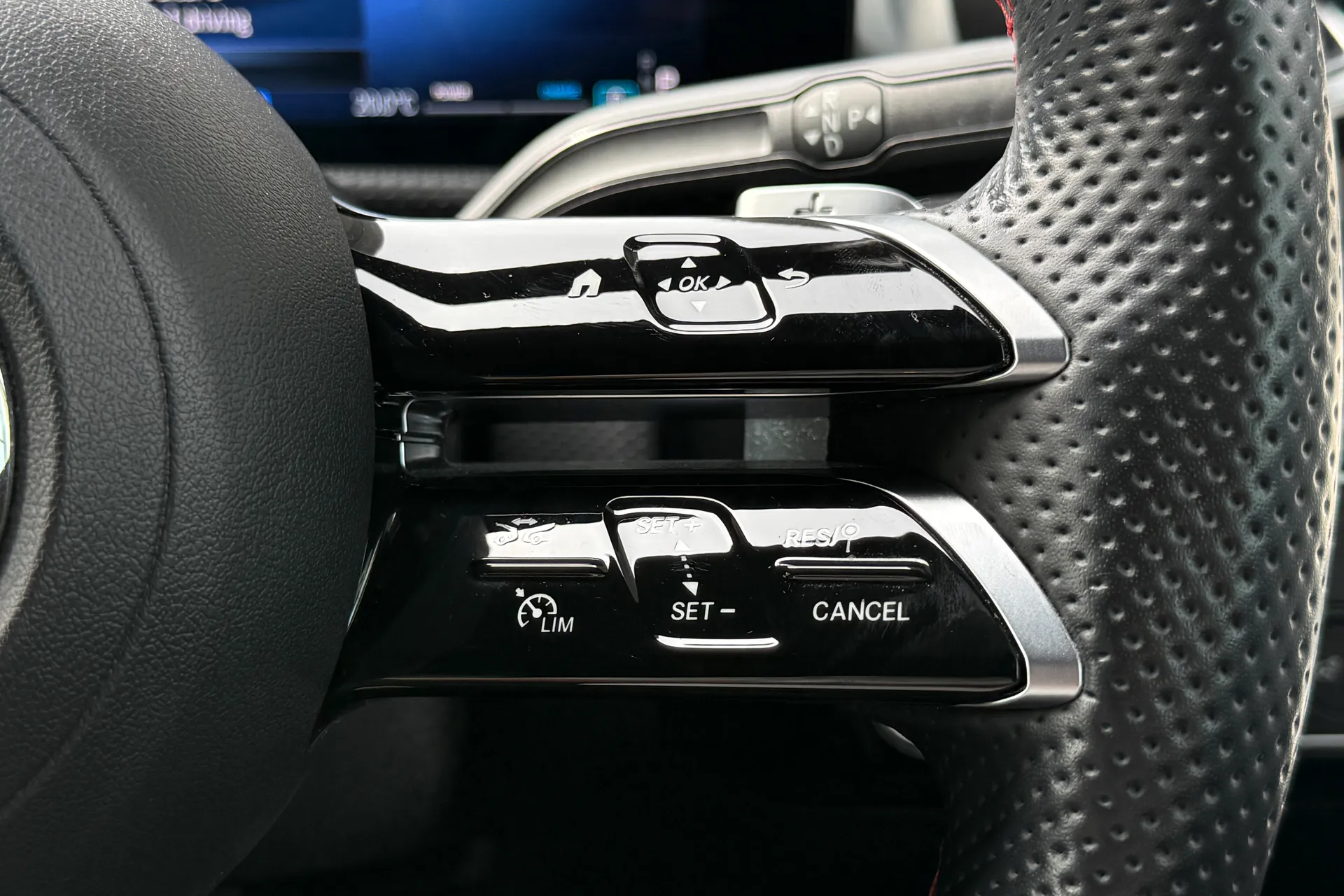 MERCEDES-BENZ CLA thumbnail image number 13