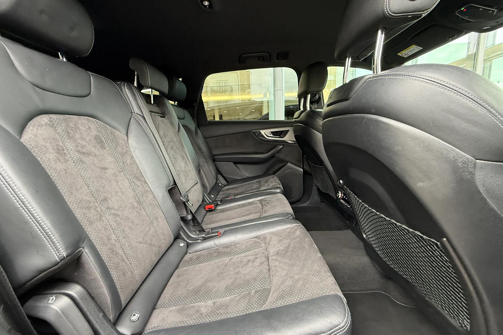 Audi Q7 thumbnail image number 38