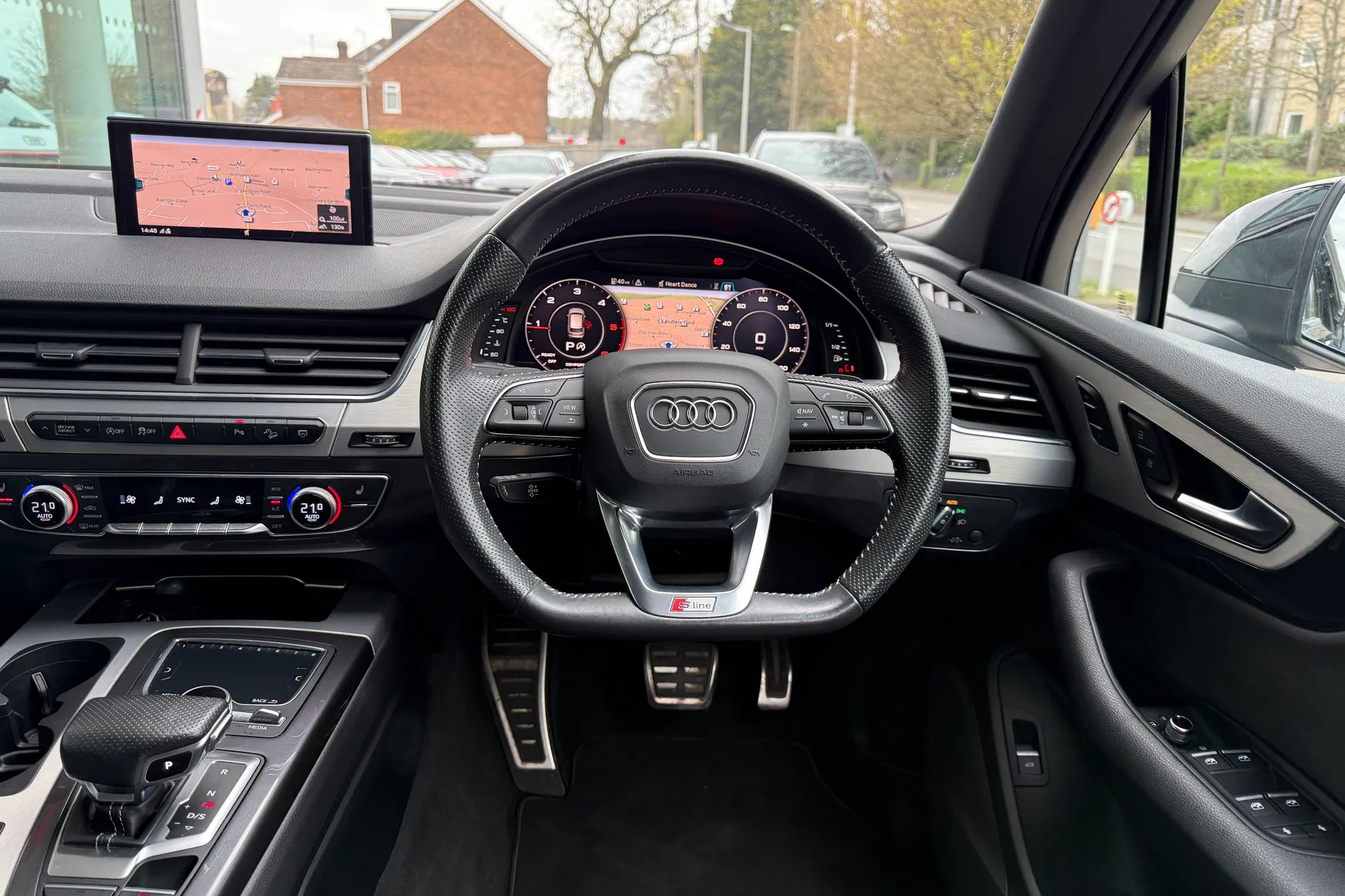 Audi Q7 thumbnail image number 42