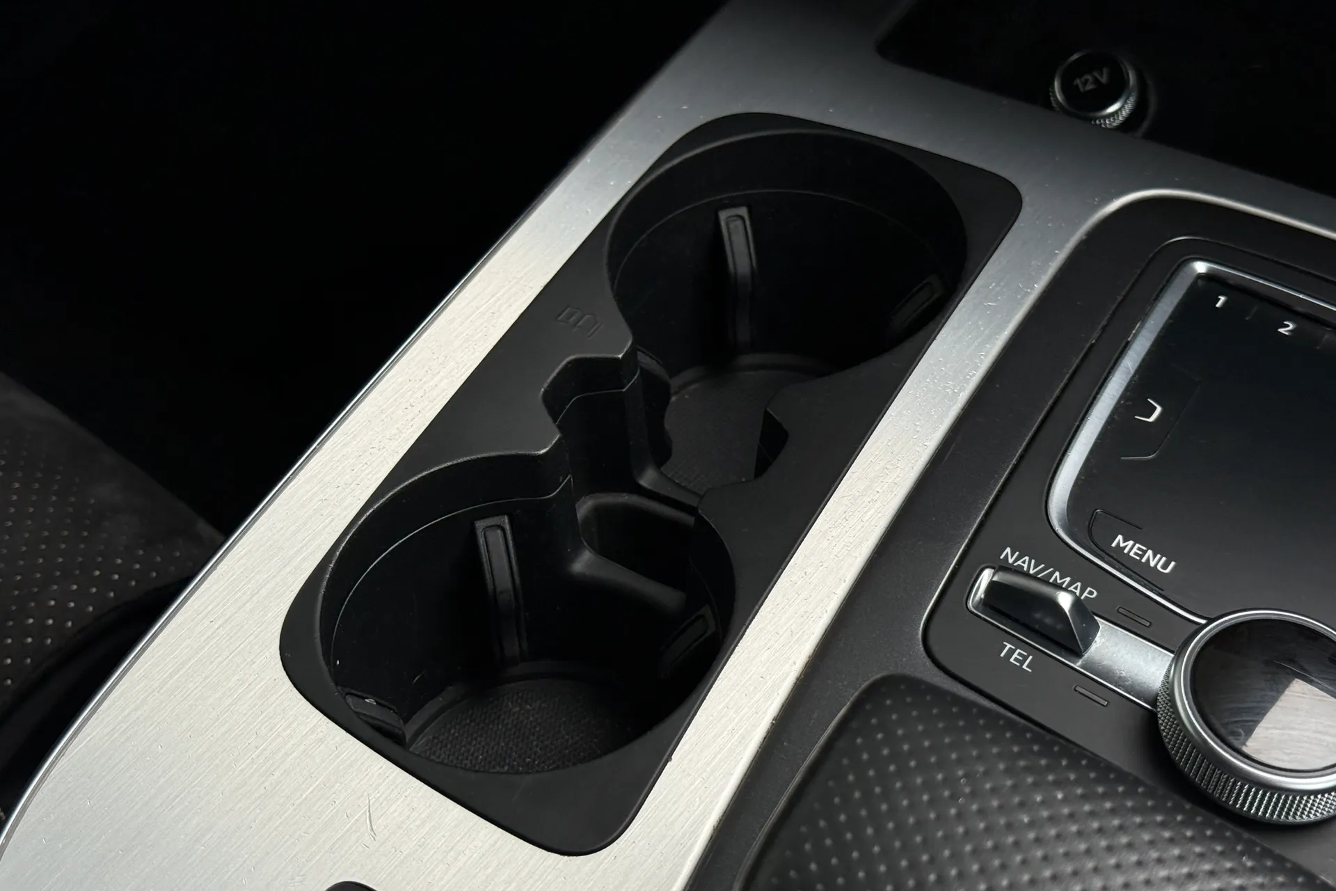 Audi Q7 thumbnail image number 24