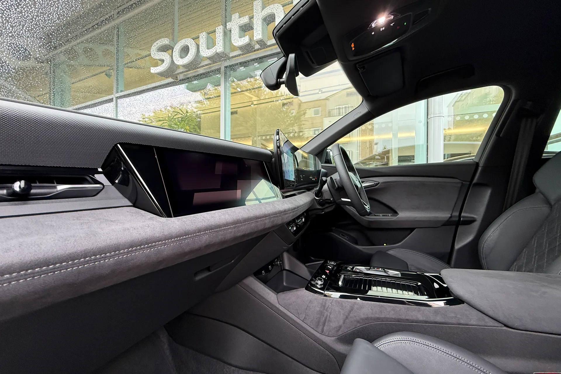 Audi Q6 thumbnail image number 11