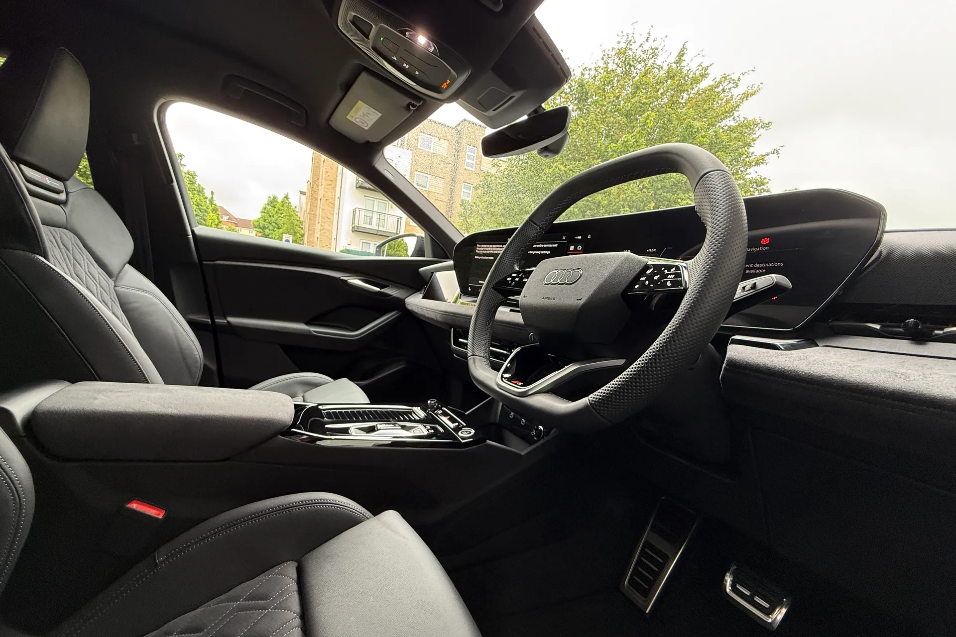 Audi Q6 thumbnail image number 14
