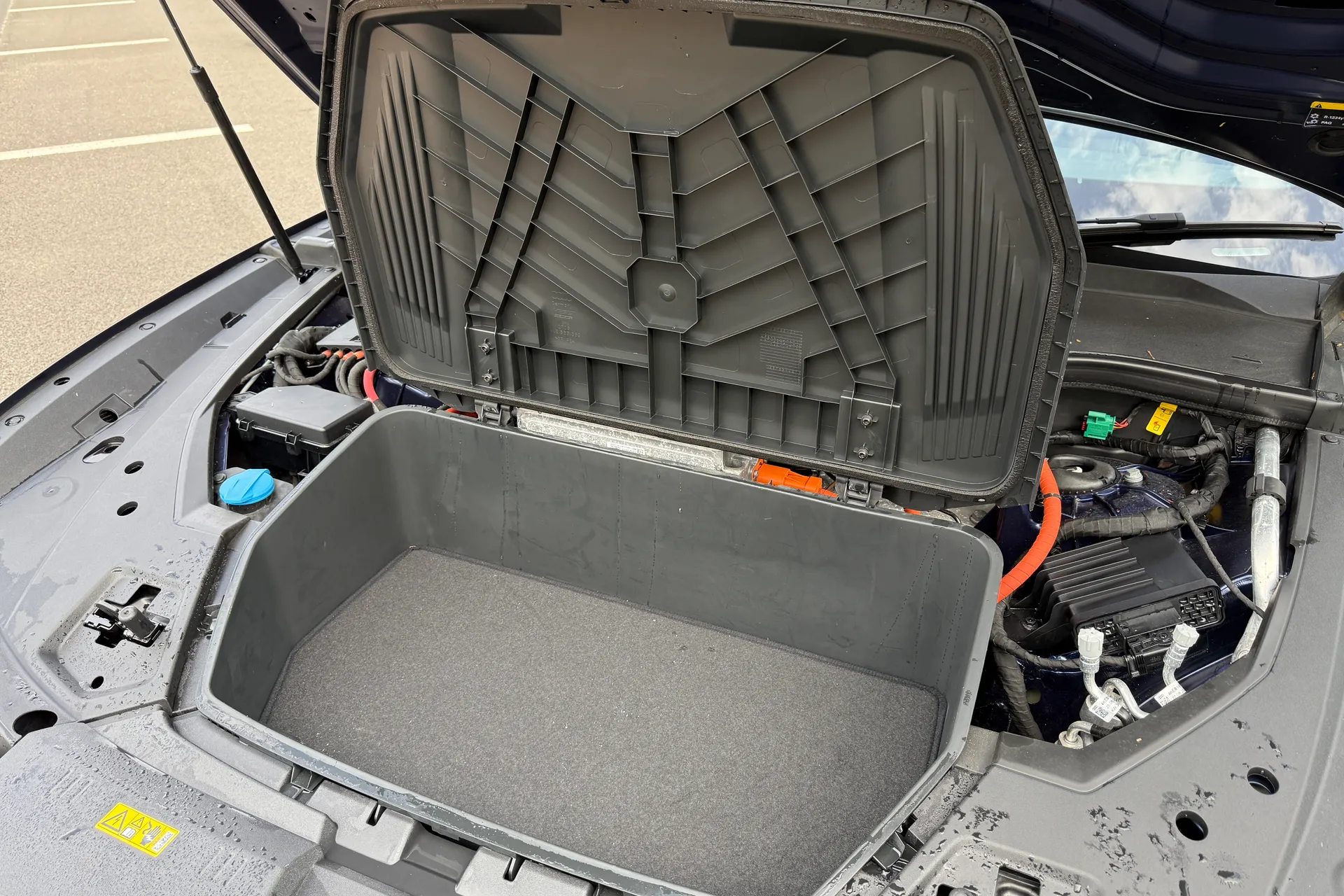 Audi e-tron thumbnail image number 57