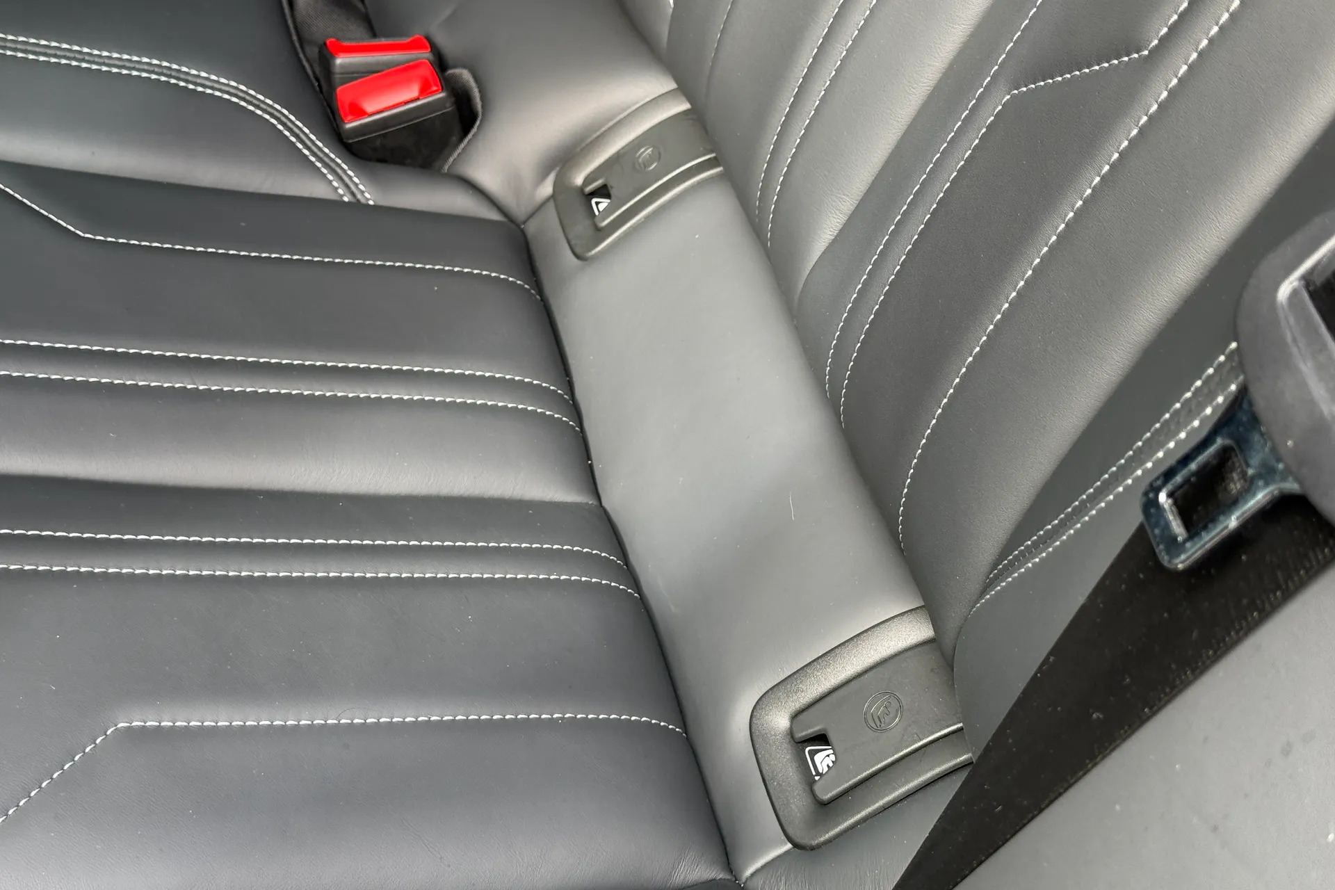 Audi e-tron thumbnail image number 51