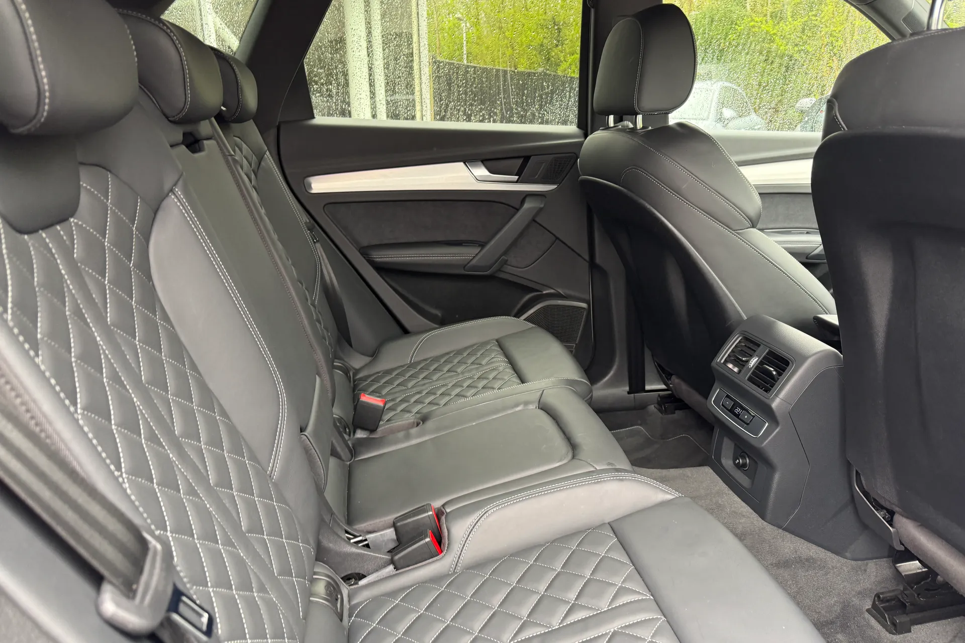 Audi Q5 thumbnail image number 34