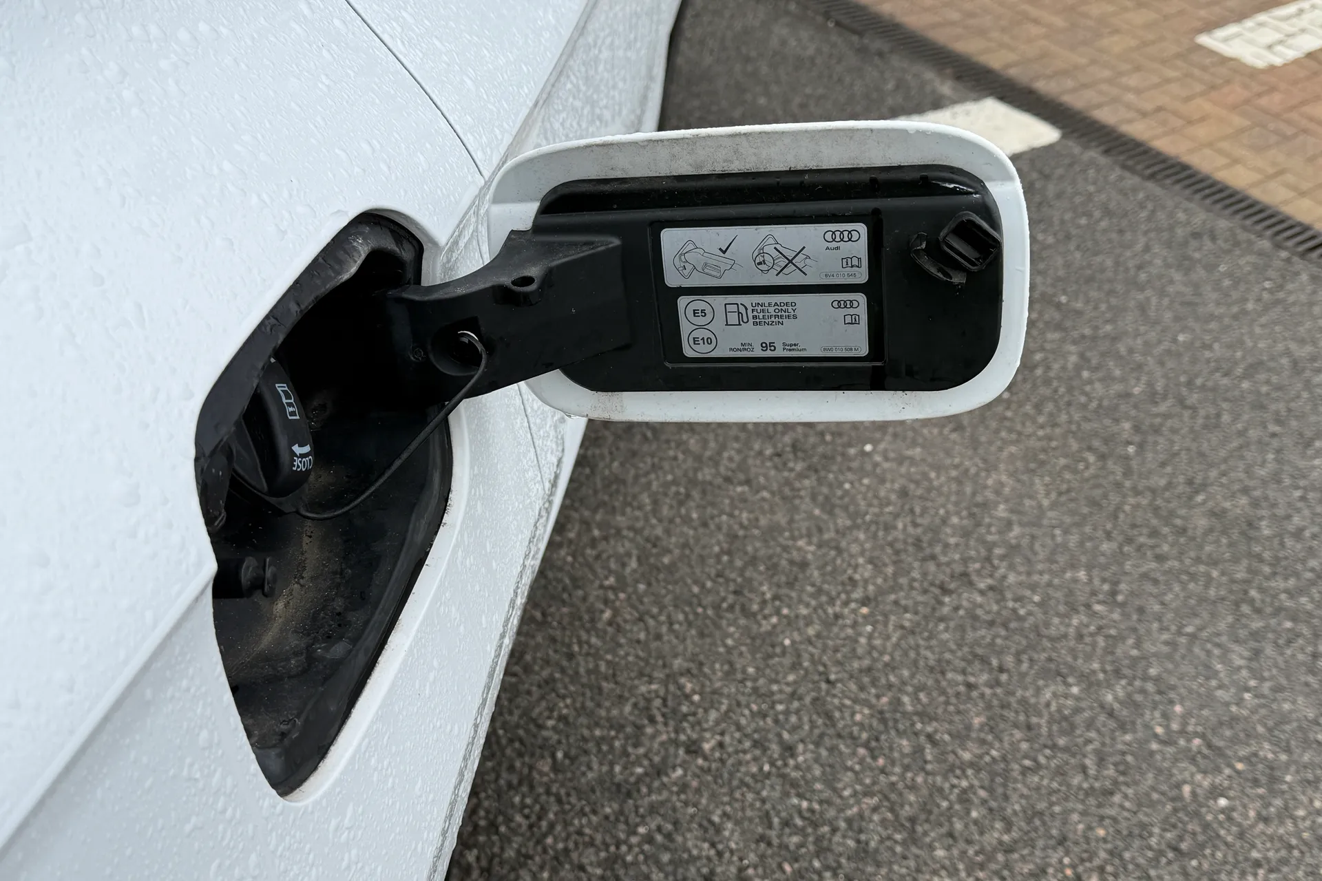 Audi Q5 thumbnail image number 32