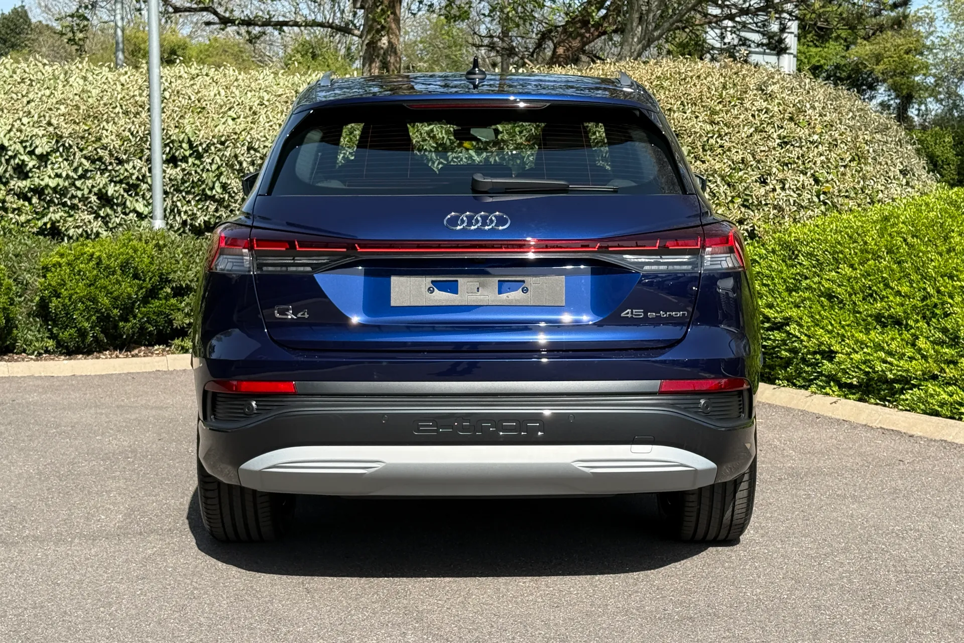 Audi Q4 e-tron thumbnail image number 25