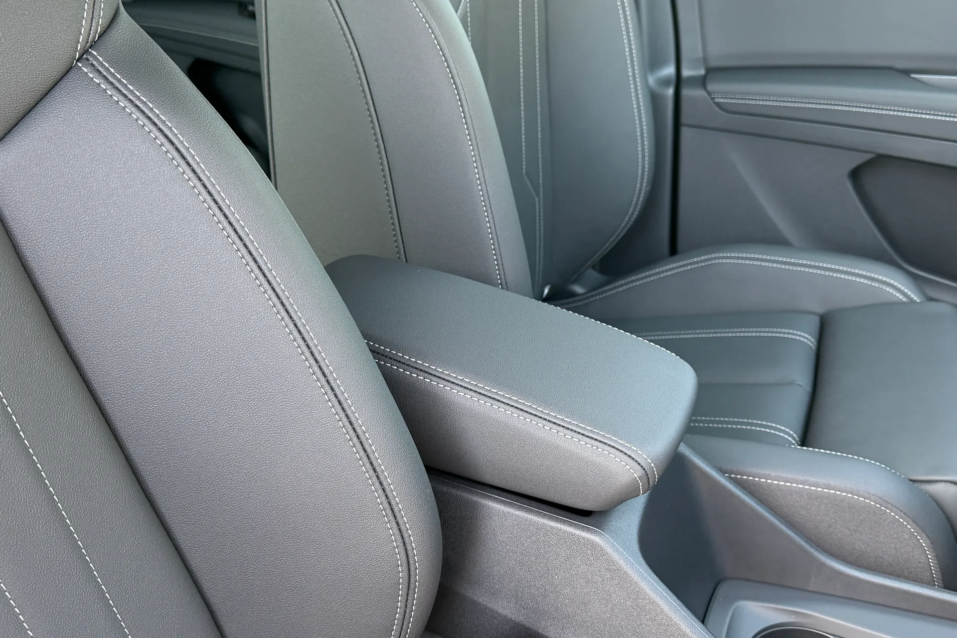 Audi Q4 e-tron thumbnail image number 22