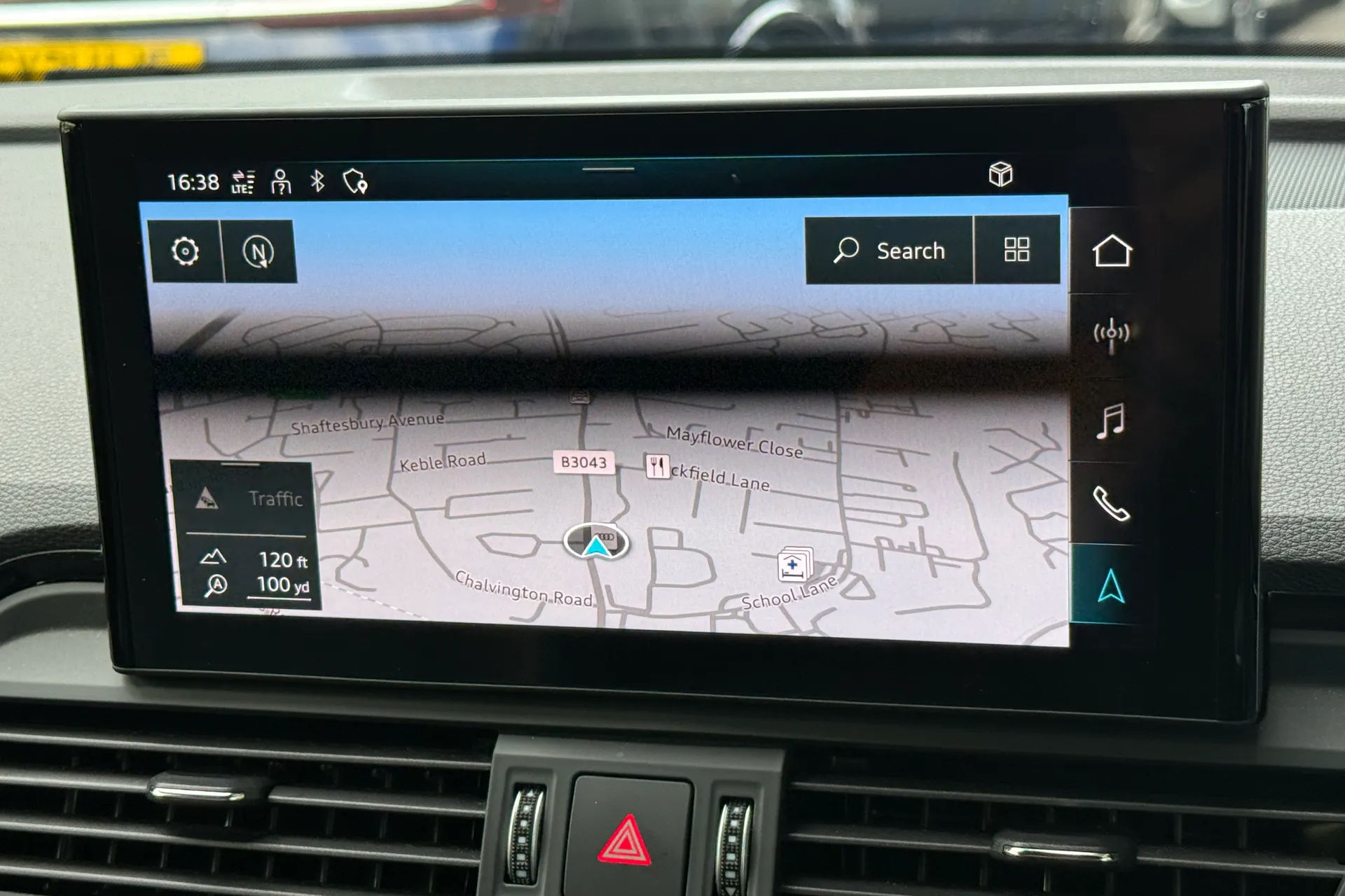 Audi Q5 thumbnail image number 18