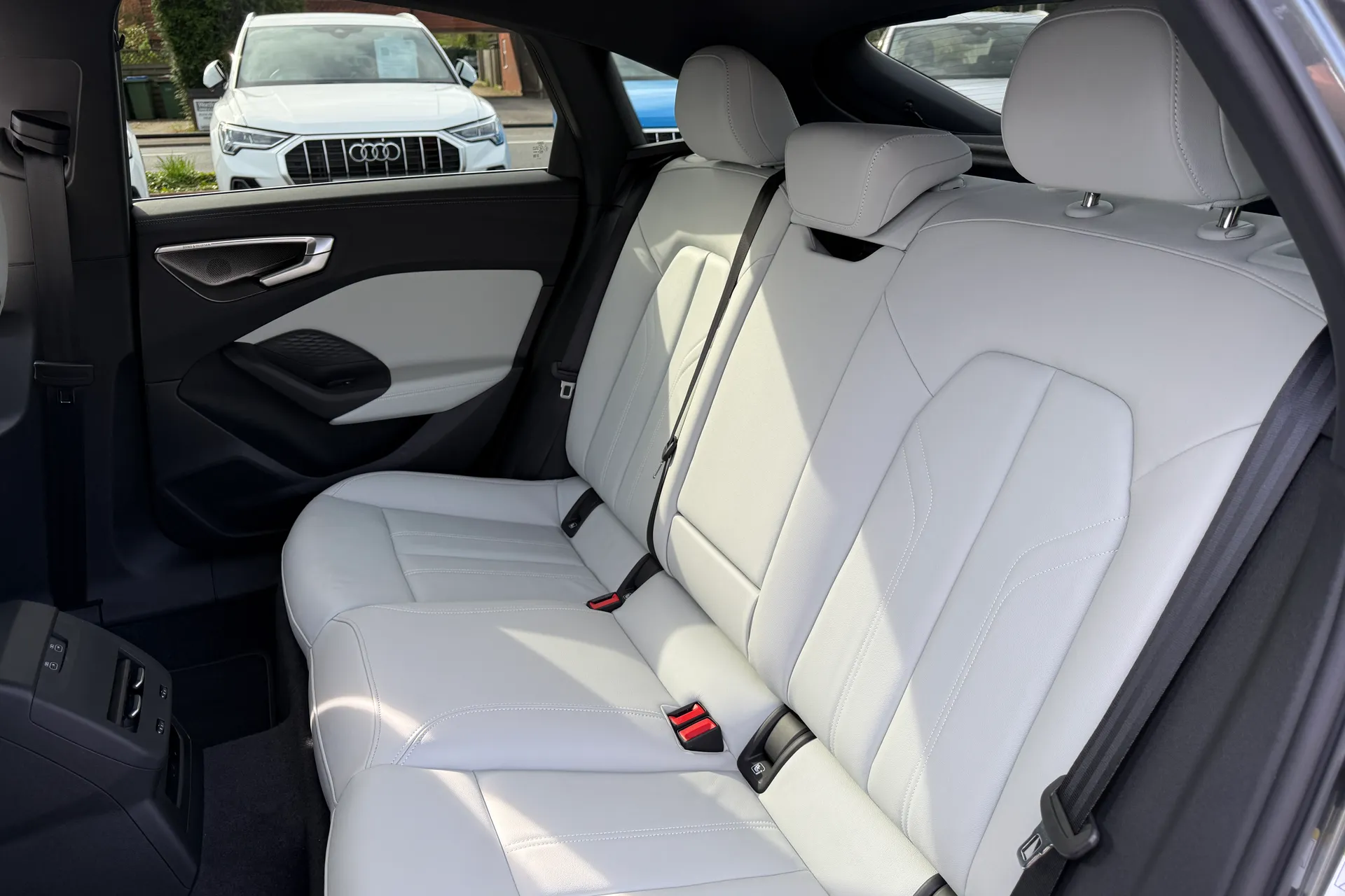Audi A5 thumbnail image number 50